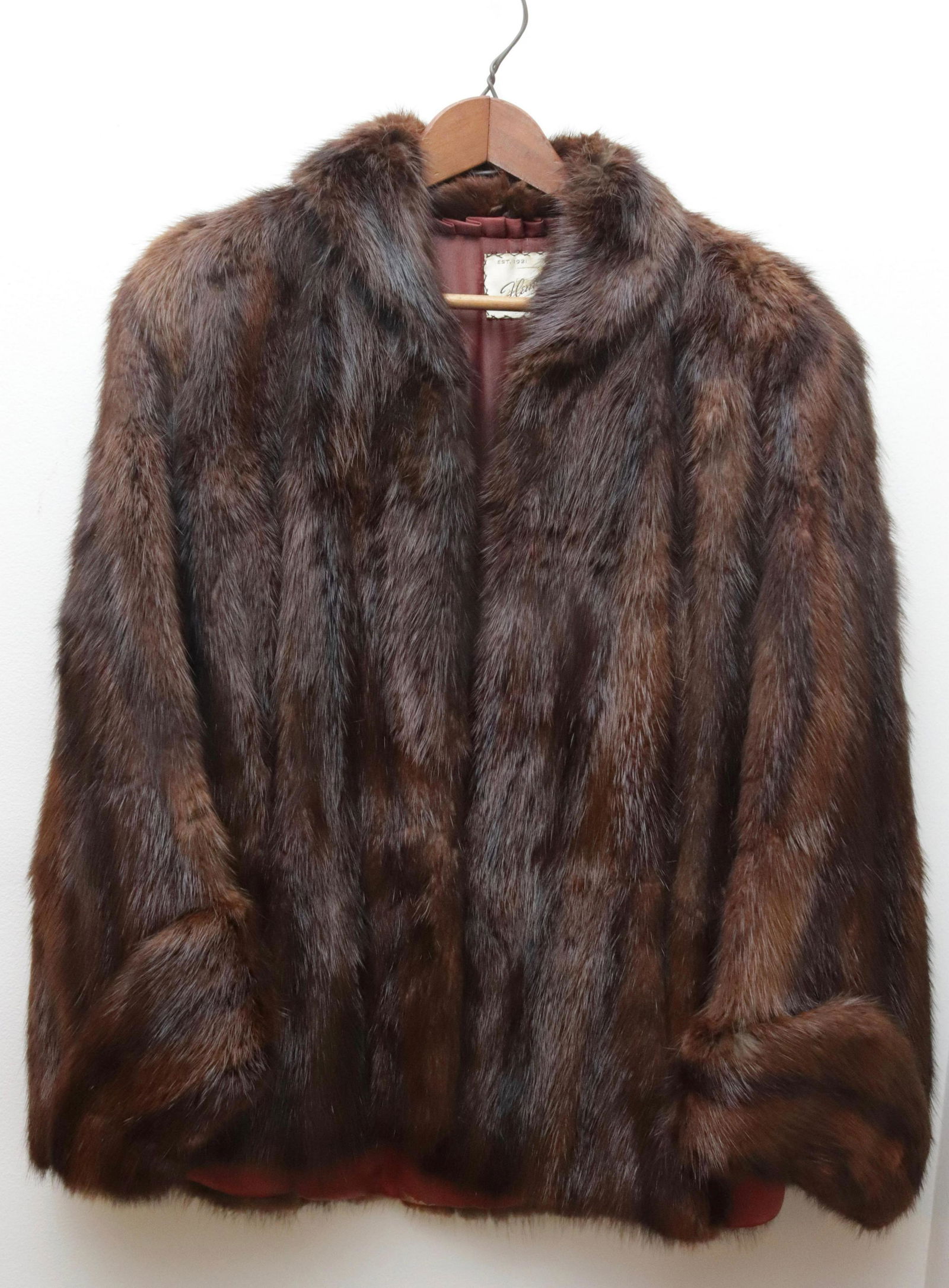 VINTAGE MINK FUR CAPE (1 of 3)
