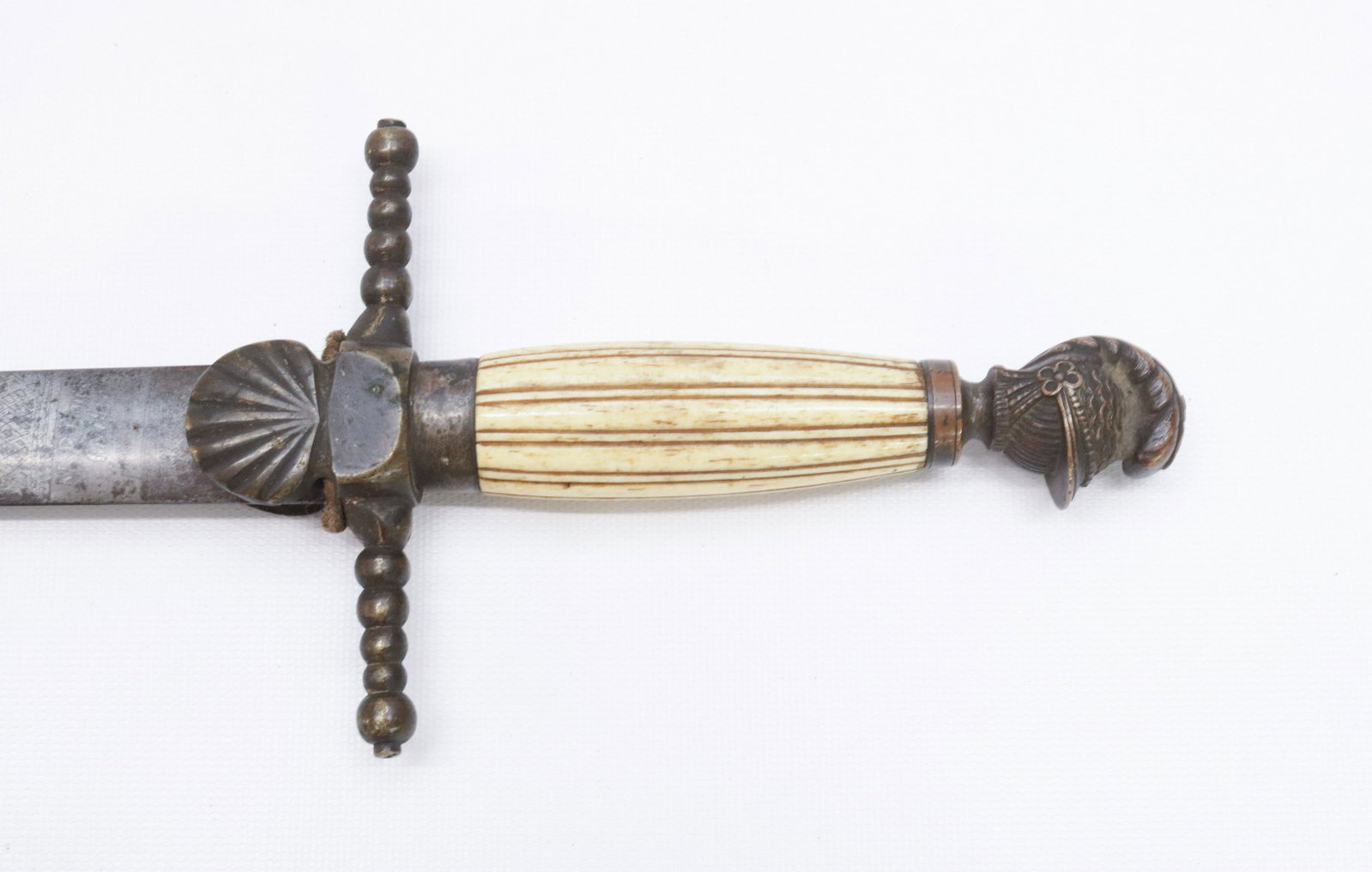 EARLY AMES OFFICERS SWORD: 1840'S MILITIA NON-COMMISSIONED OFFICER'S SWORD Size: 32" OVERALL LENGTH