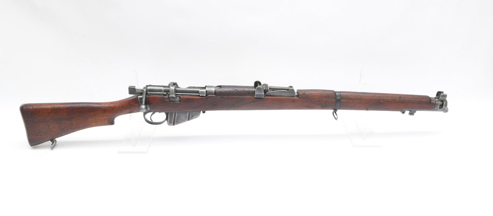 ENFIELD SHTLE III - 1943: .303 - SERIAL # 48421 - MANNLICHER STOCK - CARTOUCHE MARKS ON STOCK Size: 25" BARREL Registration: GUN MUST BE REGISTERED OR FFL