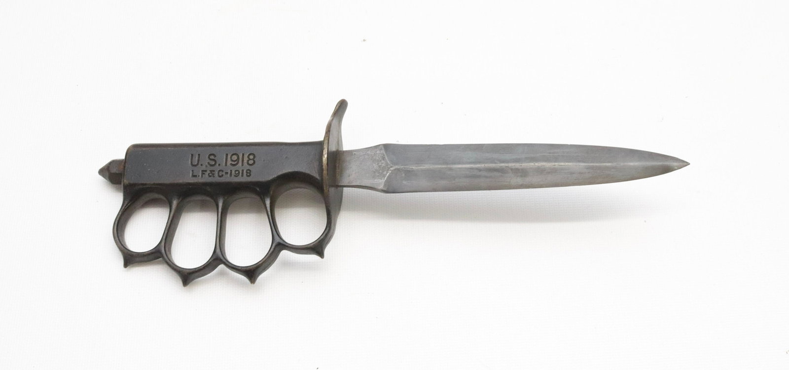U.S. 1918 KNUCKLE KNIFE: MARKED - L.F&C - 1918 ON GRIP Size: 6 1/2" BLADE
