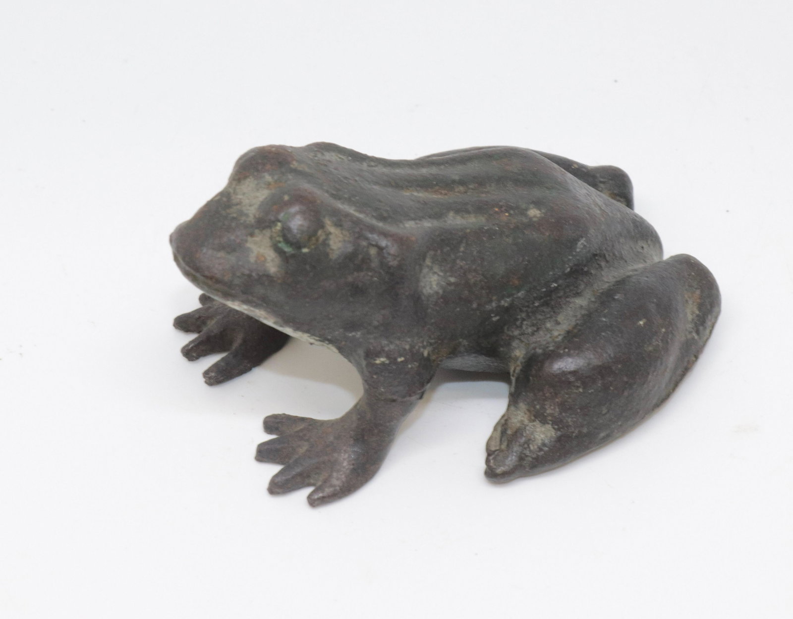 PAINTED CAST IRON FROG DOORSTOP: TRACES OF ORIGINAL PAINT 4" L