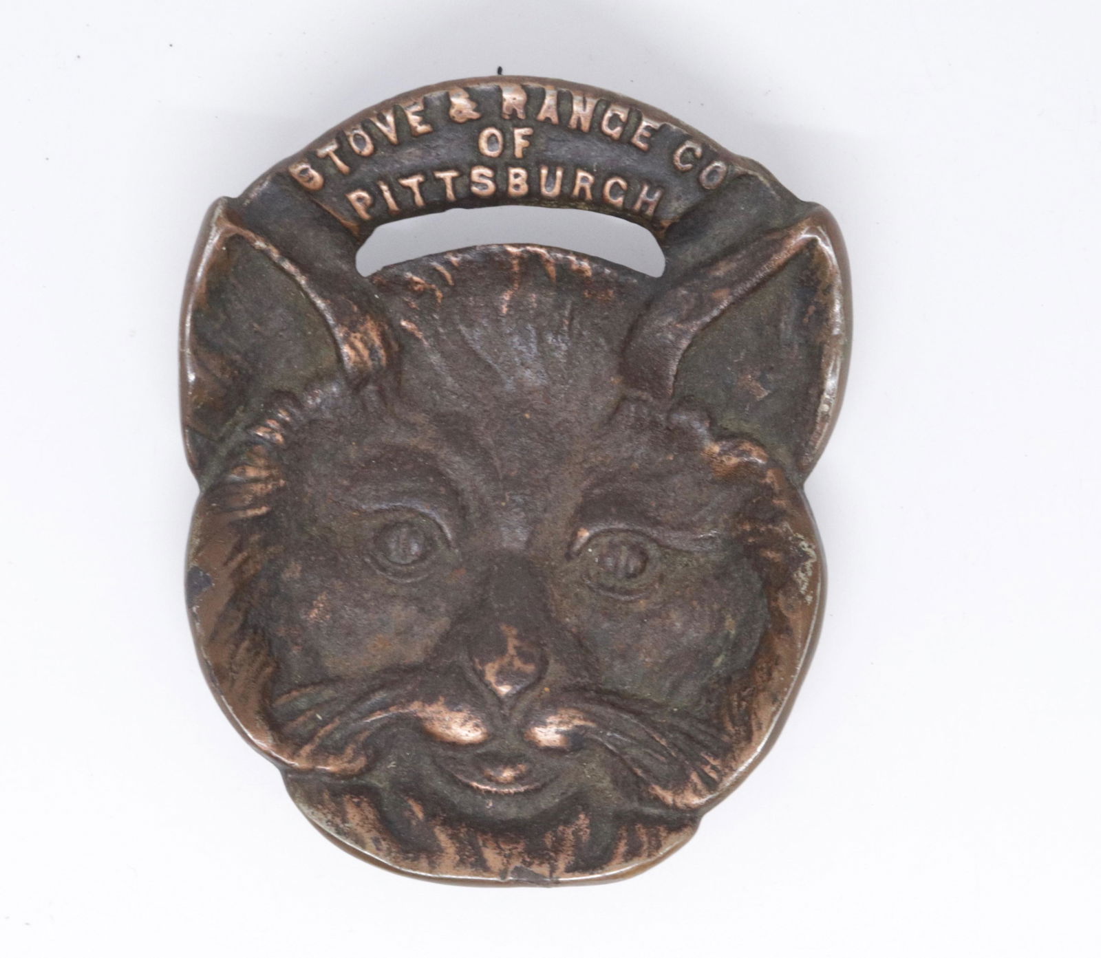 CAST IRON ADVERTISING TRAY: STOVE & RANGE CO OF PITTSBURGH. CAT MOTIF WITH JAPANNED FINISH 4.5" X 4"