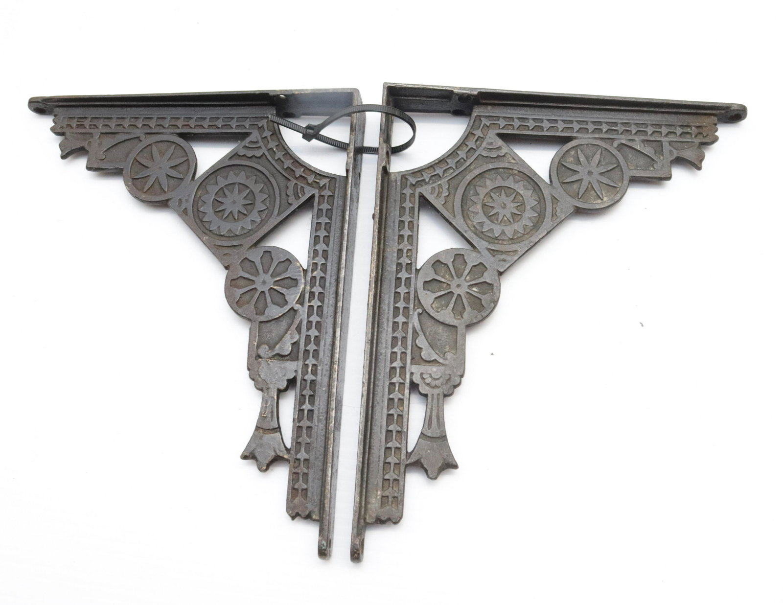 PAIR OF VICTORIAN SHELF BRACKETS: PAINTED SURFACE 9.75" X 8"