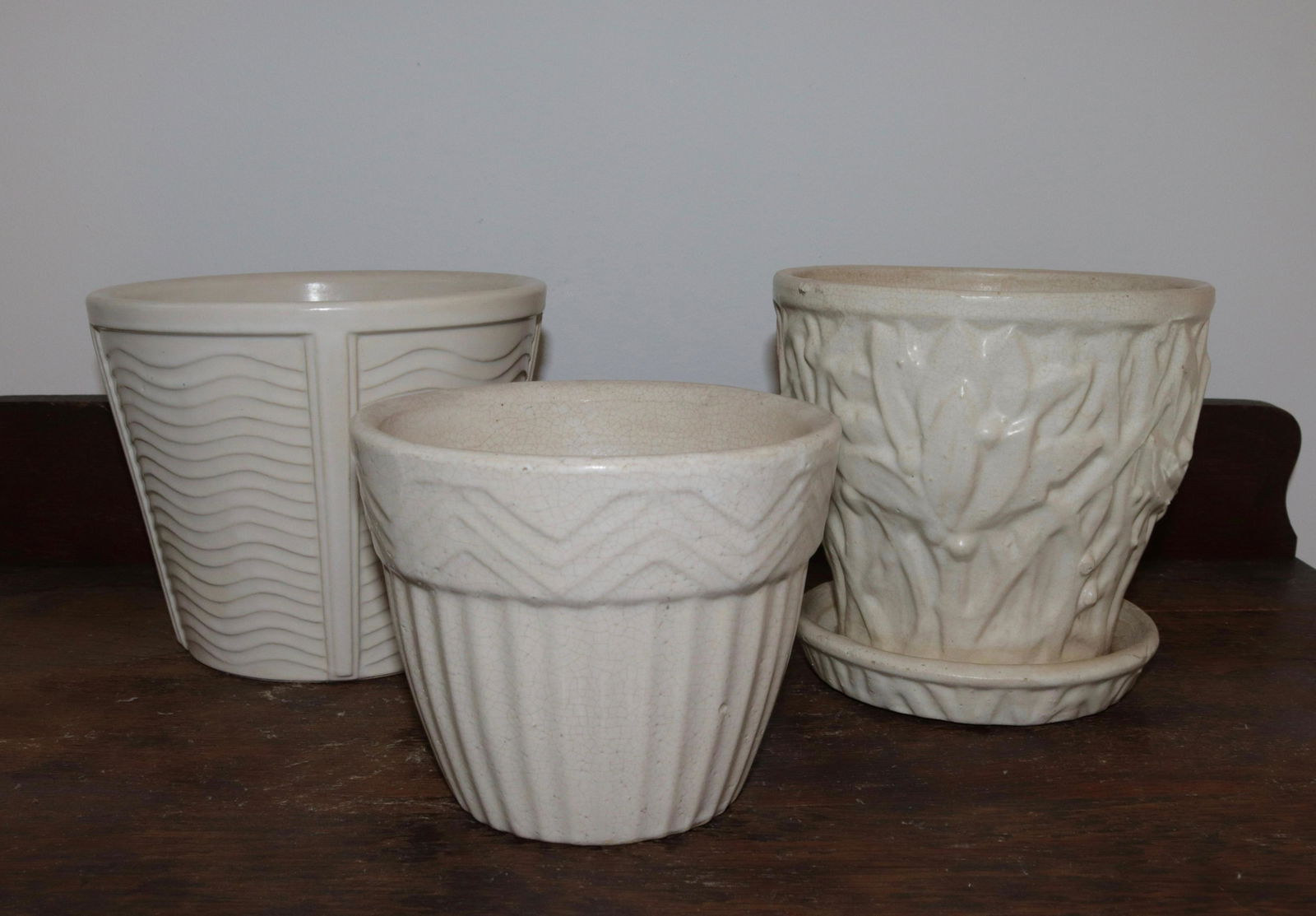 LOT OF VINTAGE FLOWER POTS (1 of 2)