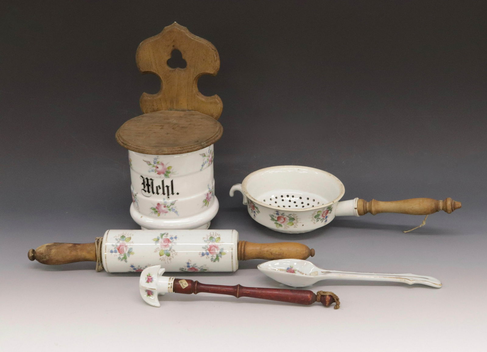 GROUP LOT OF GERMAN PORCELAIN (1 of 2)