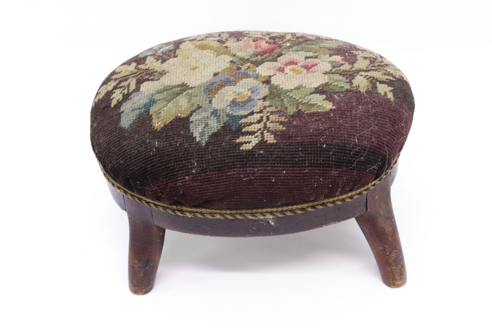 VINTAGE NEEDLEPOINT FOOTSTOOL (1 of 3)