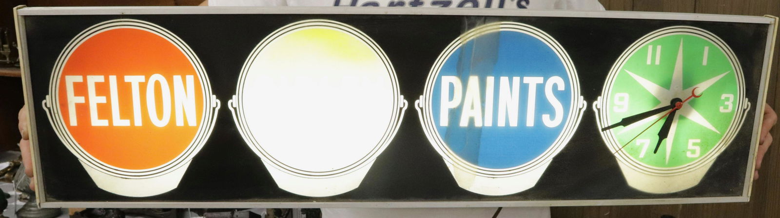 VINTAGE ADVERTISING CLOCK (1 of 1)