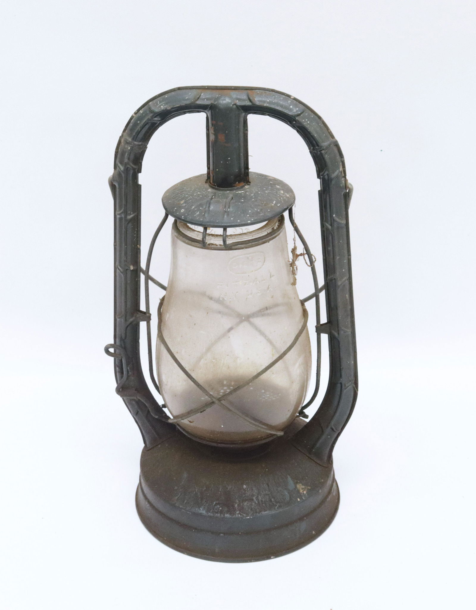 DIETZ MONARCH LANTERN (1 of 4)