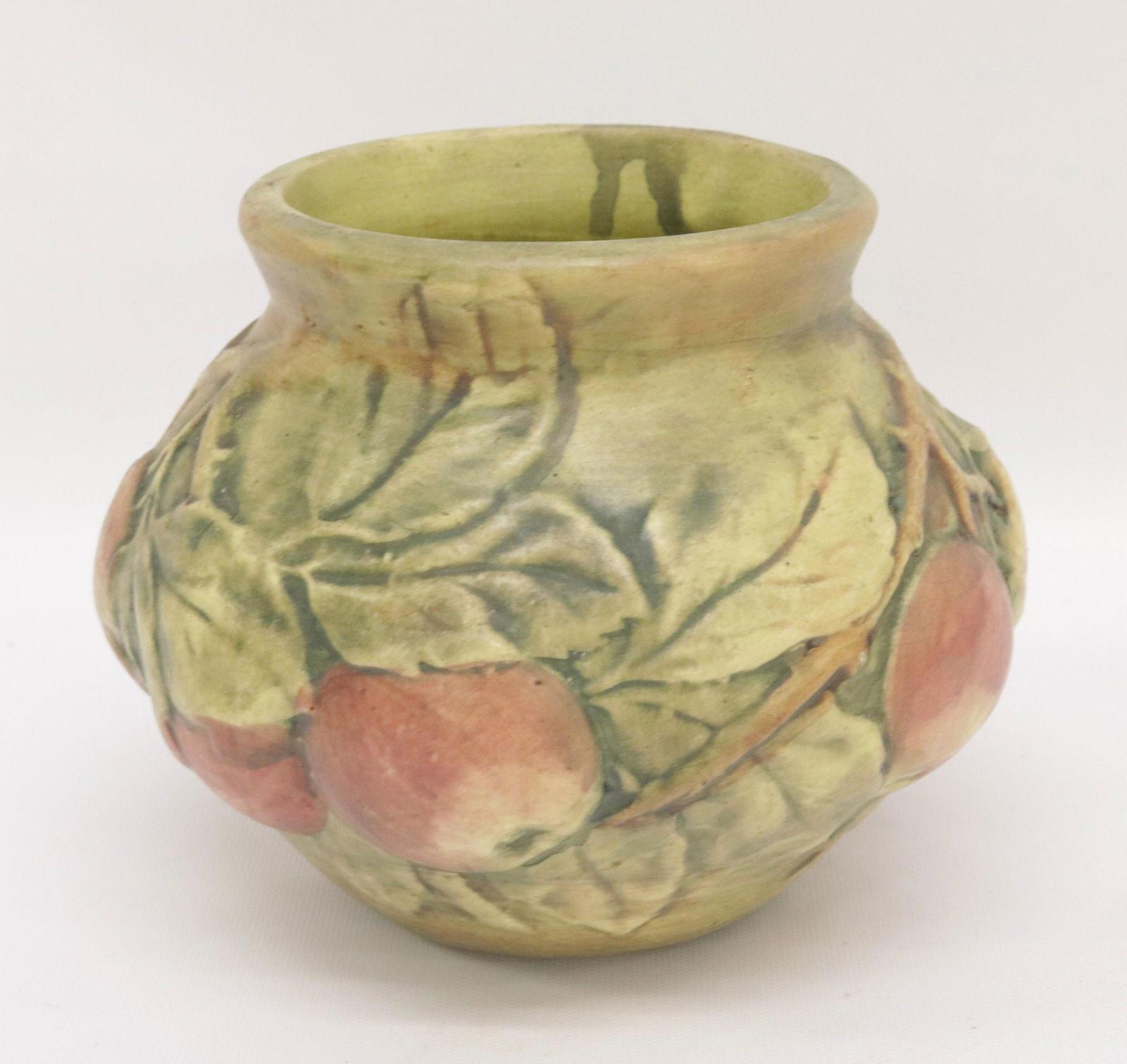 WELLER BALDIN APPLE VASE (1 of 3)