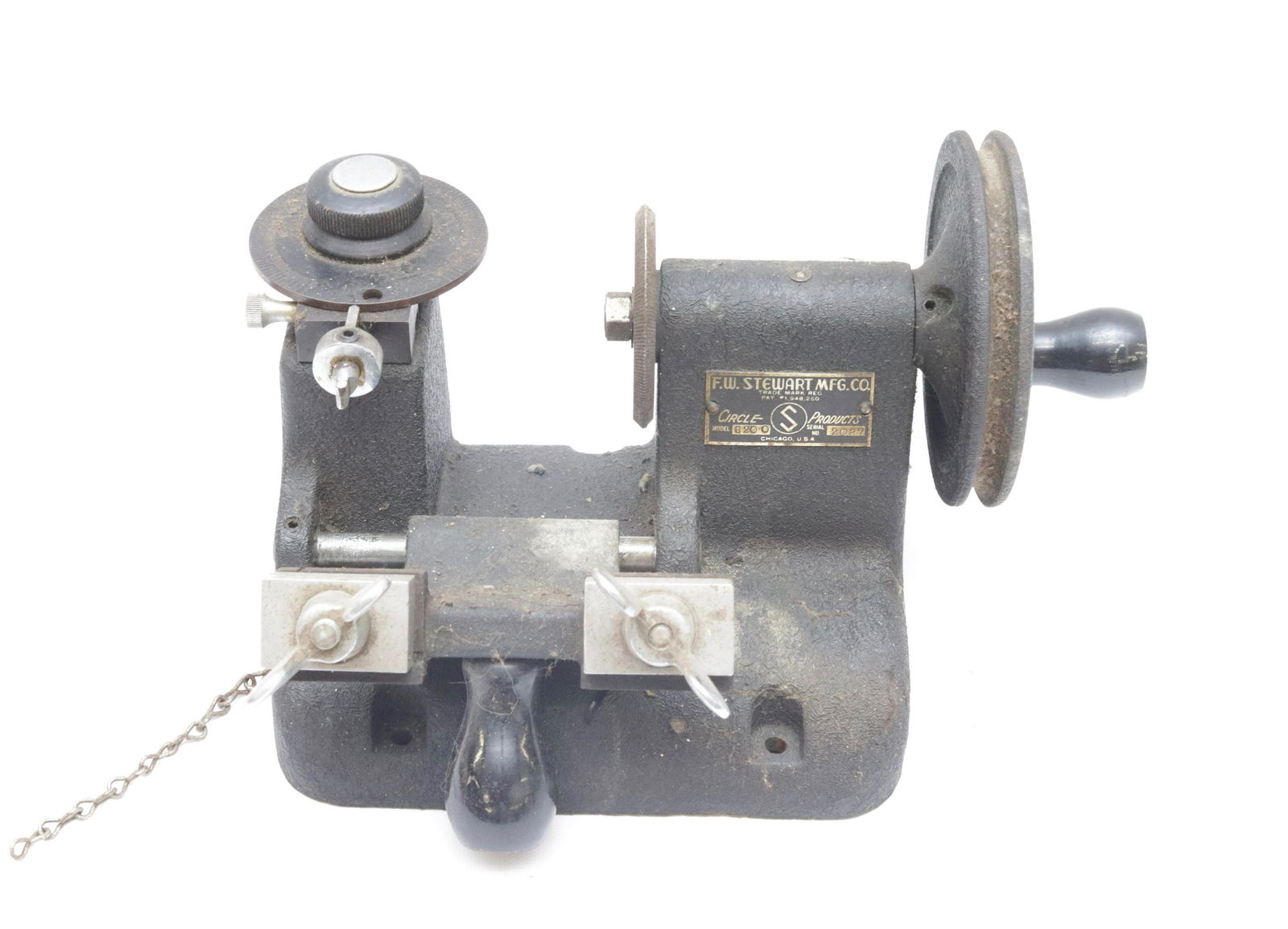 MANUAL KEY CUTTING MACHINE (1 of 3)