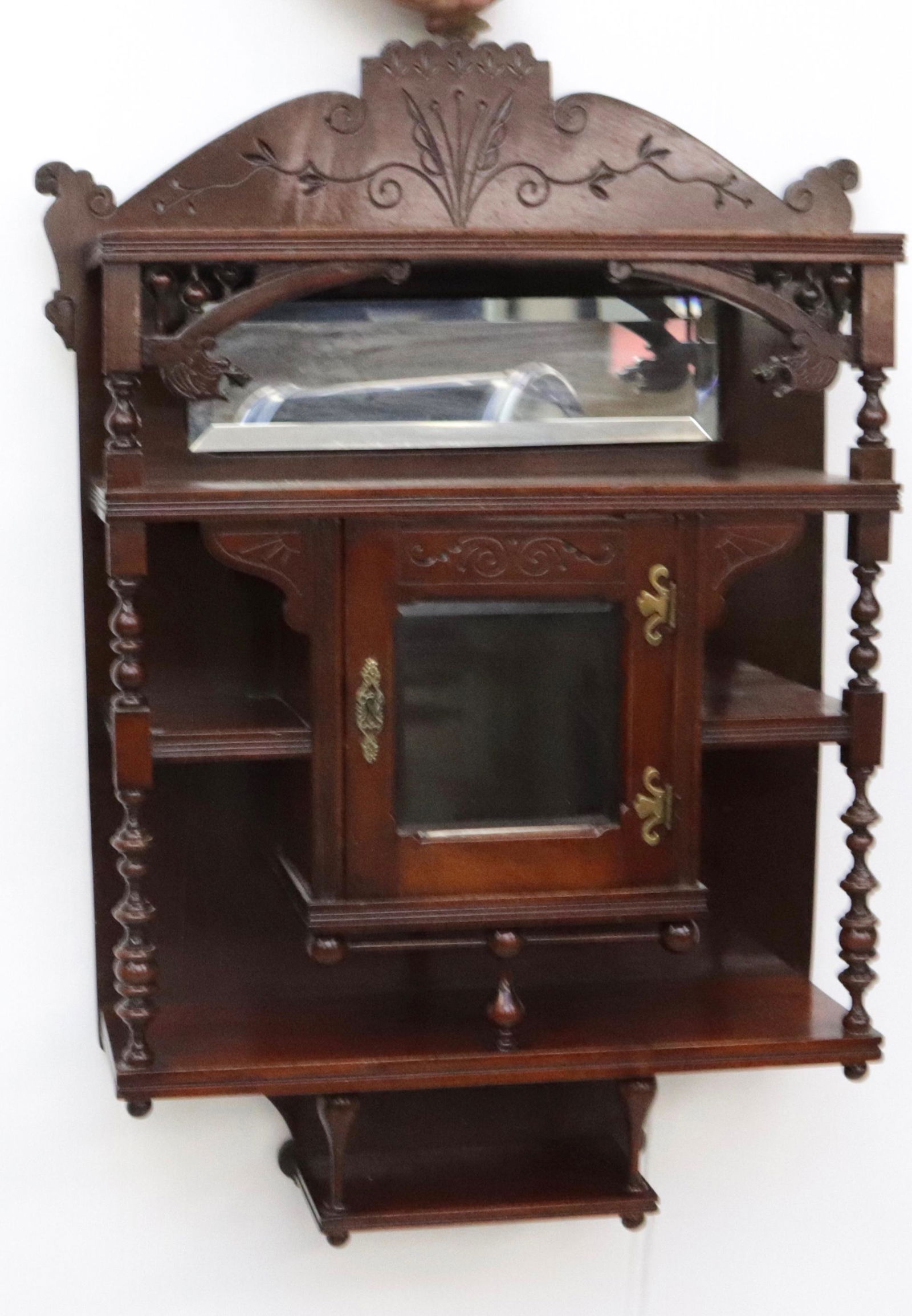 VICTORIAN HANGING CURIO CABINET (1 of 3)