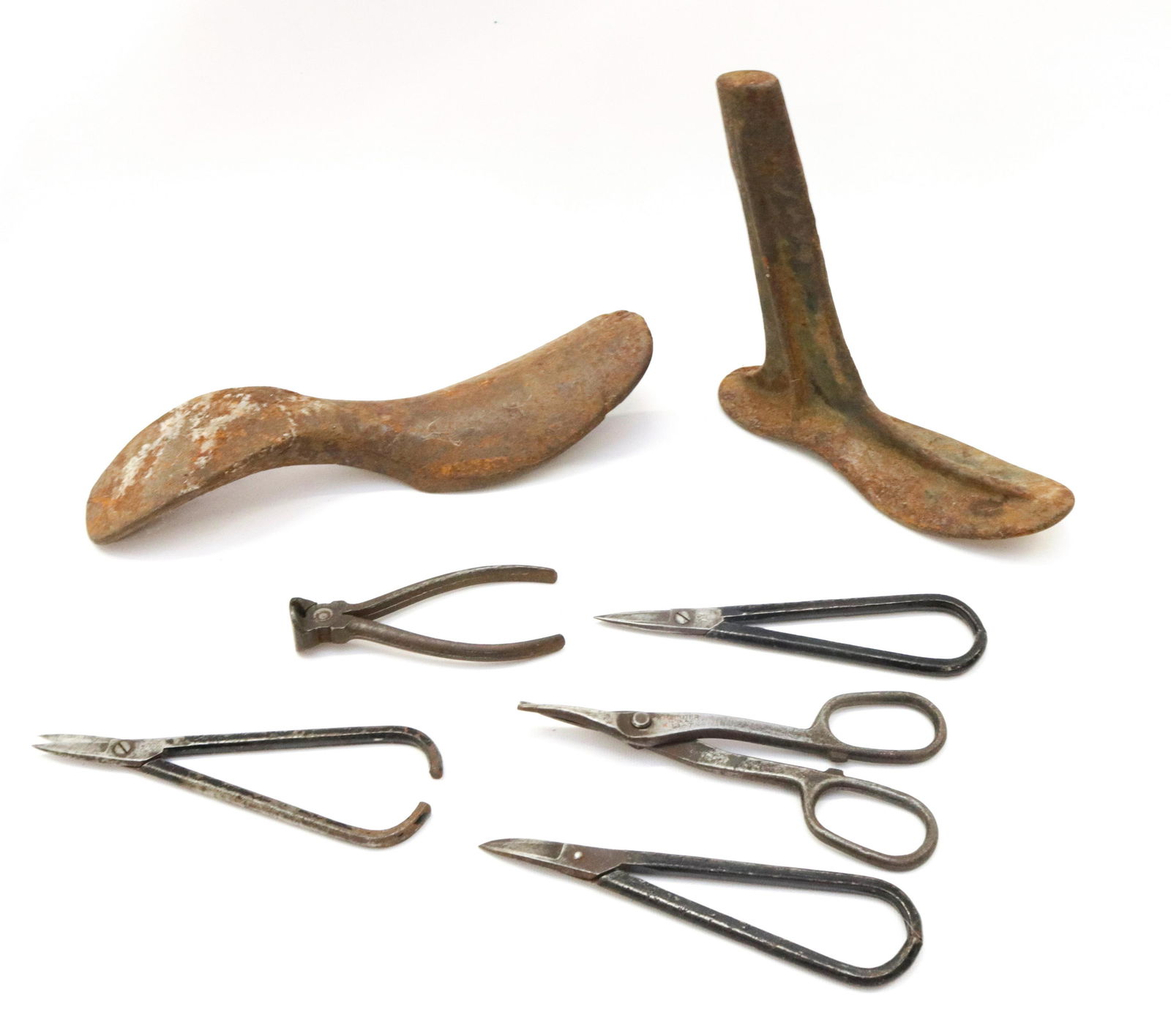 GROUP LOT OF ANTIQUE TOOLS (1 of 2)