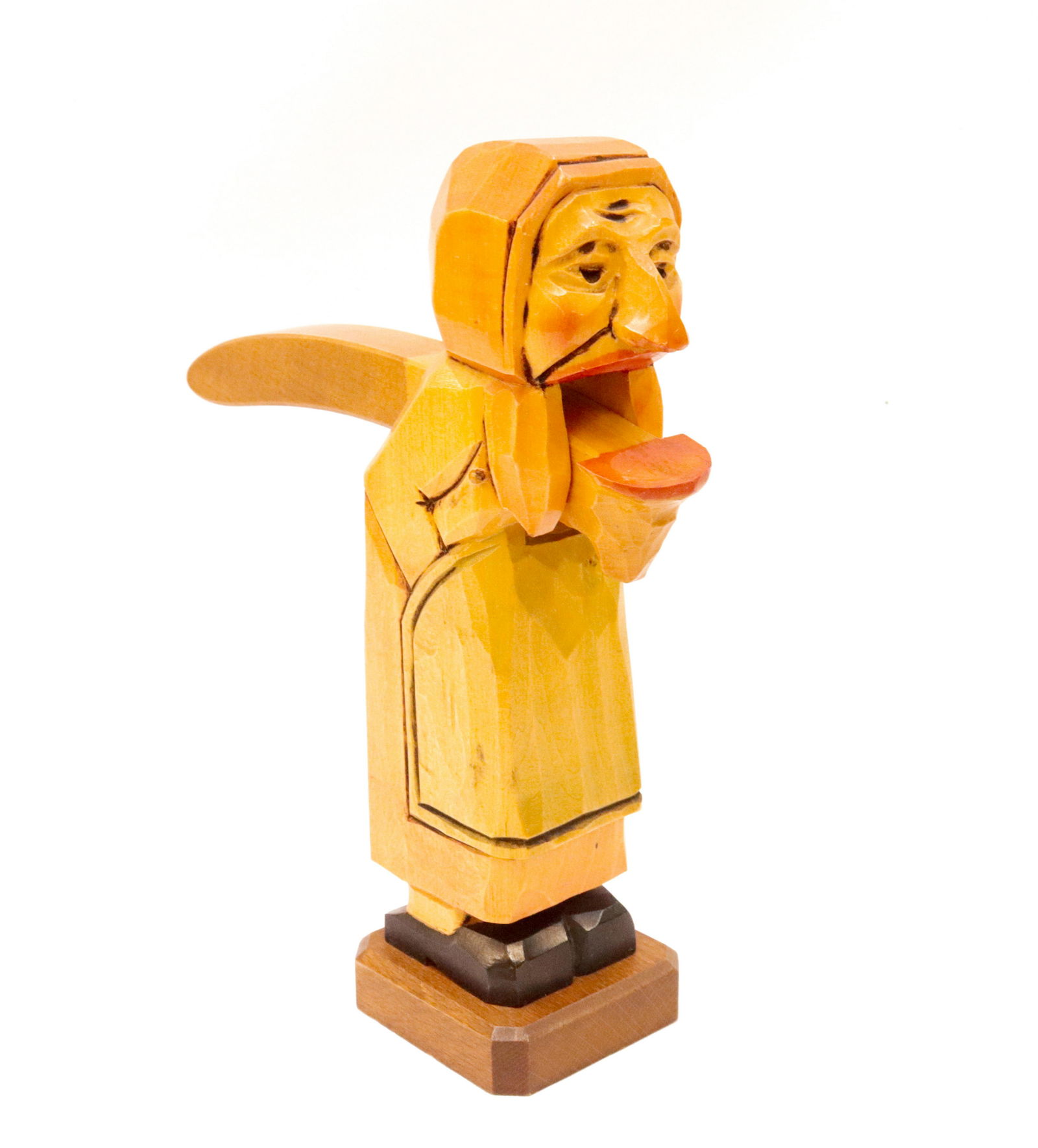 CARVED WOODEN NUTCRACKER (1 of 4)