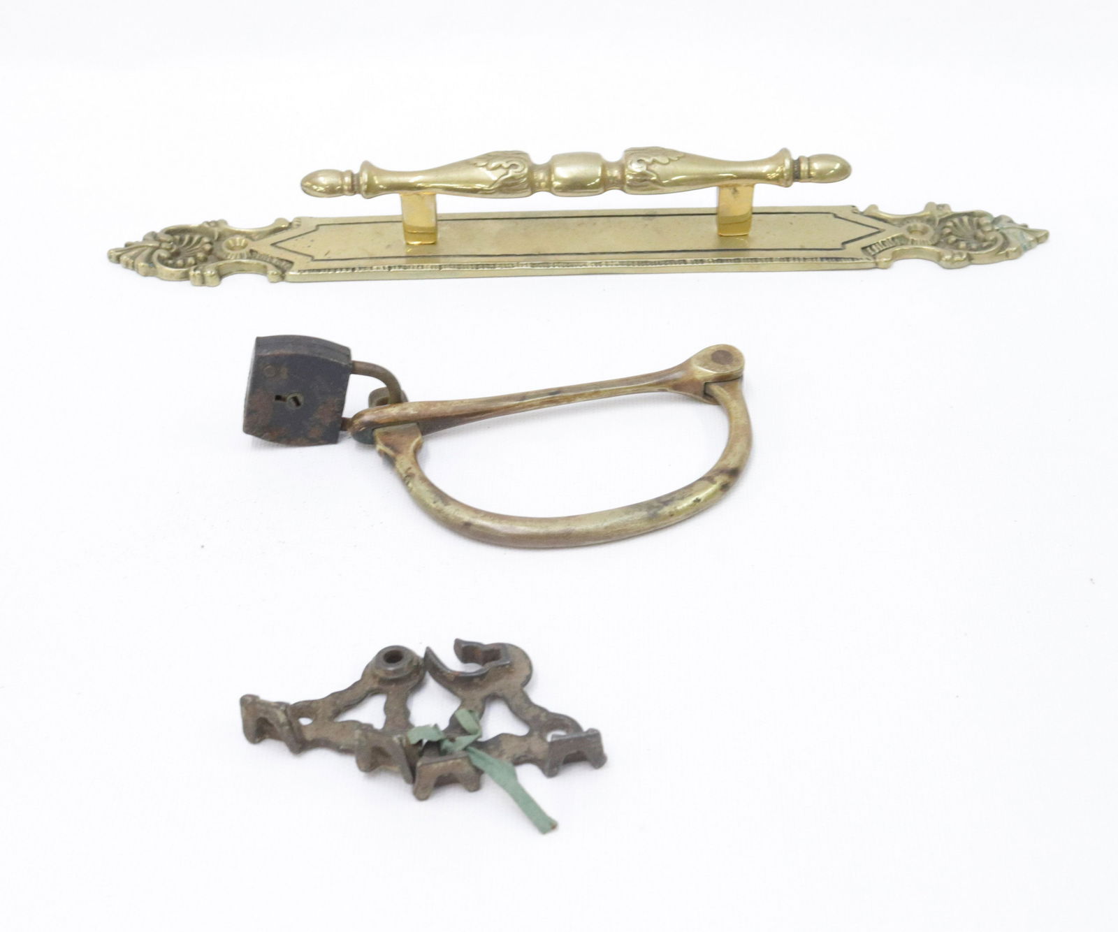 GROUP LOT OF METALWARE (1 of 3)