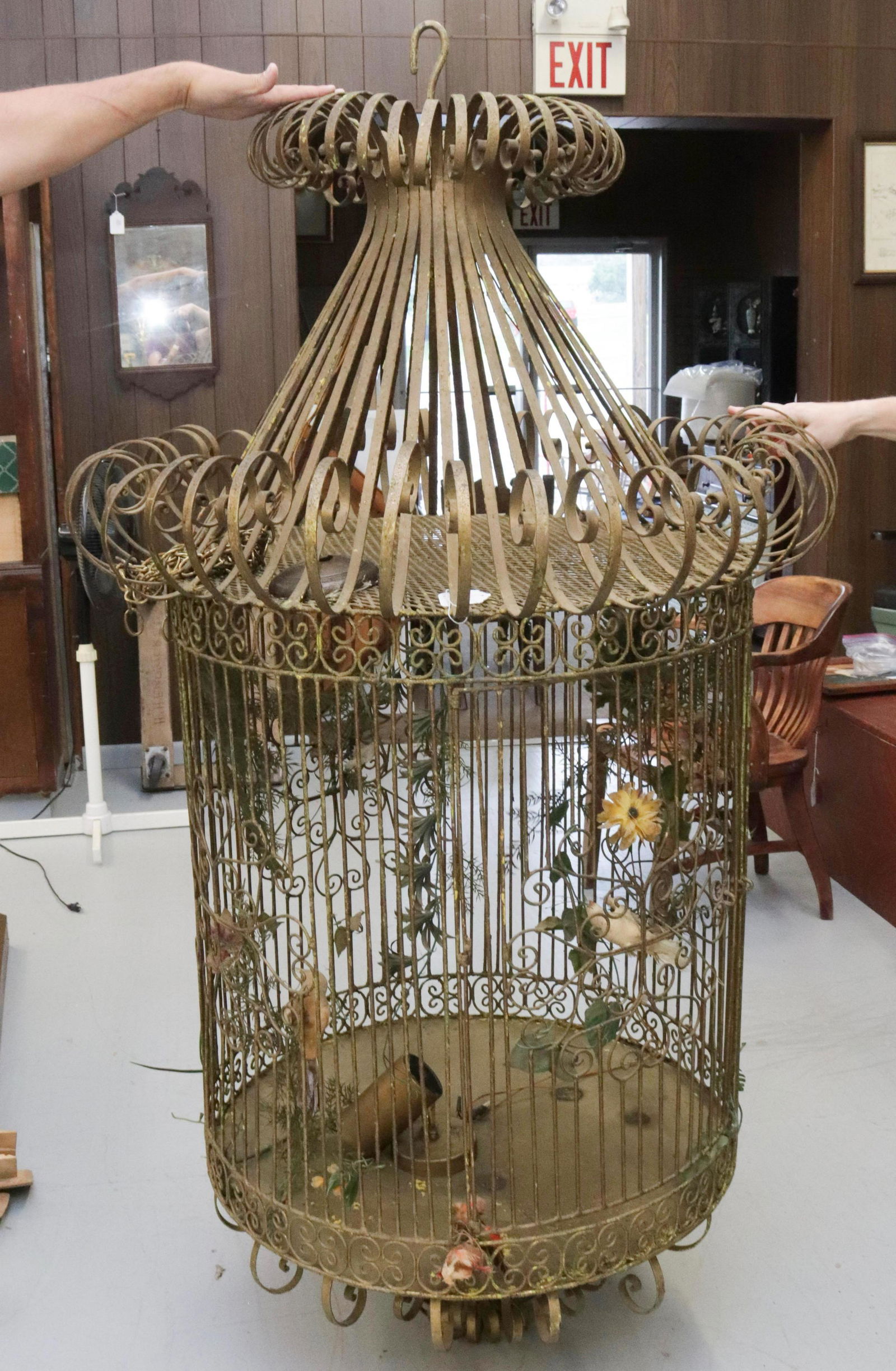 LARGE PAINTED BIRDCAGE (1 of 3)