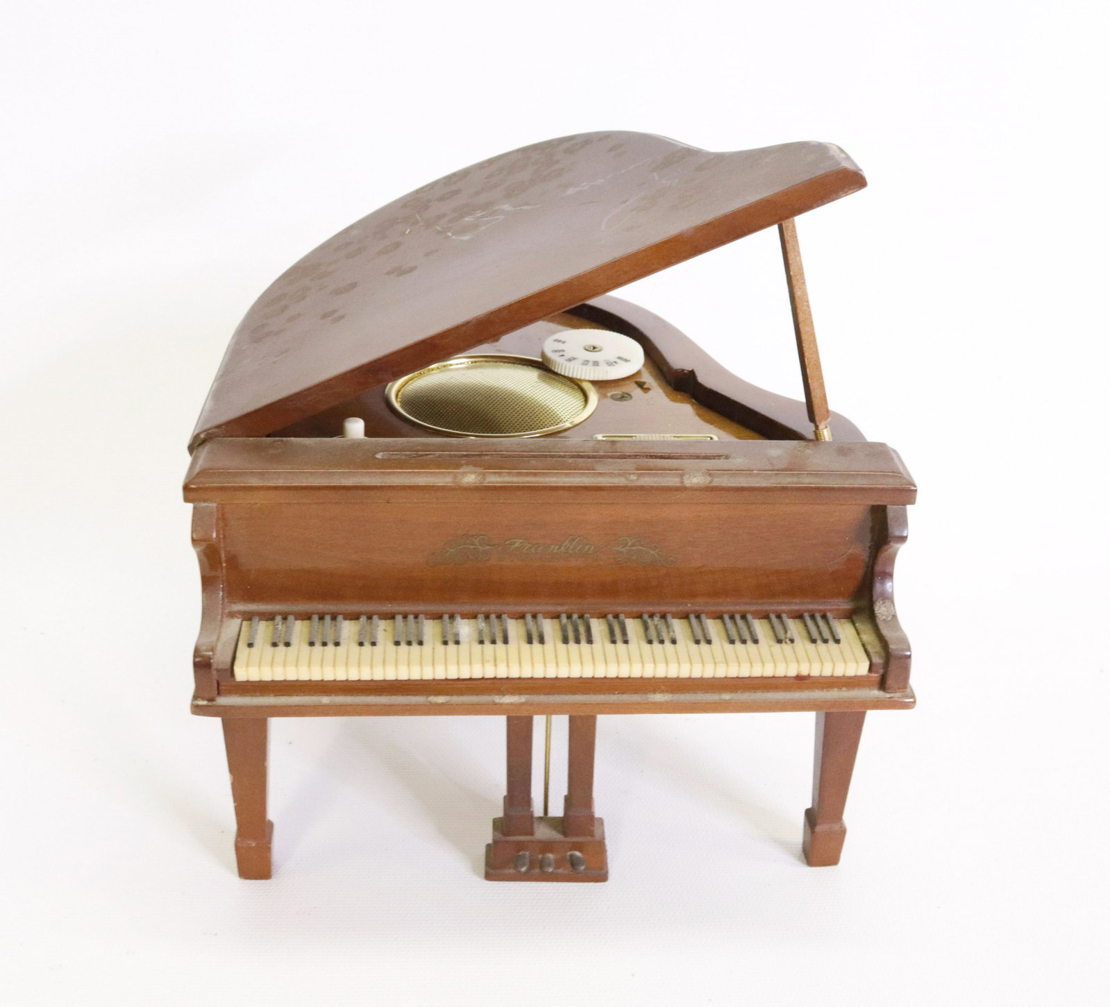 VINTAGE FRANKLIN MINIATURE GRAND PIANO RADIO: SIX TRANSISTOR, 1962, MADE IN JAPAN 4.75" X 6.5"