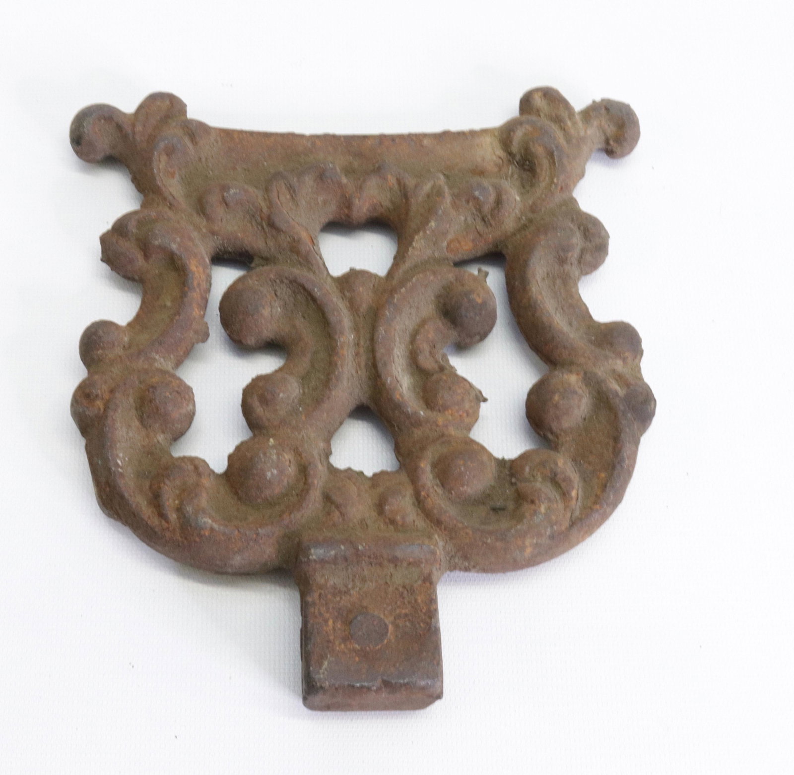 CAST IRON VICTORIAN BOOT SCRAPER: ORNATE DESIGN 7.75" X 7"