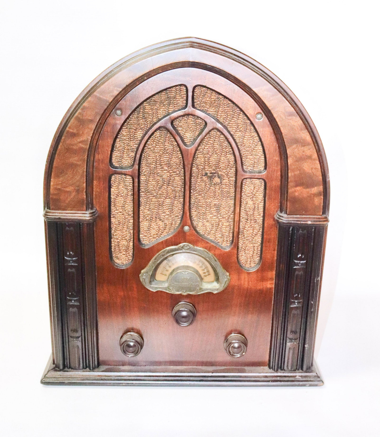 ATWATER KENT CATHEDRAL RADIO: MODEL 627 SUPER-HETERODYNE 19.25" X 16" X 10"