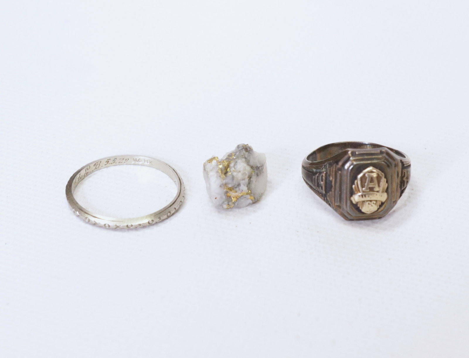 1930S CLASS RING, 18KT. RING AND PLACER GOLD: CLASS RING MRKD. 10KT. AND STERLING. IN ORIGINAL BOX AND RING MRKD. 18 K