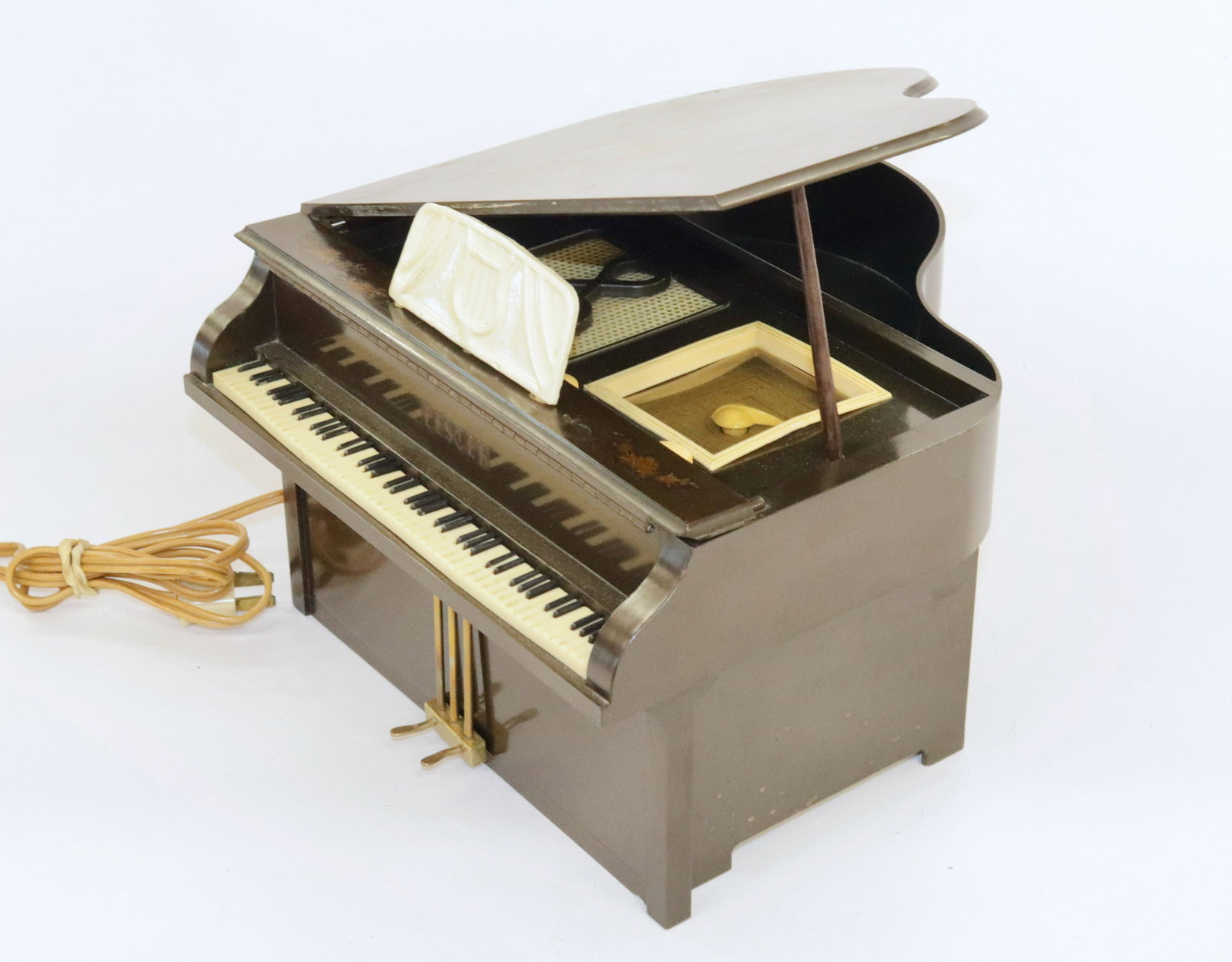 FRANKLIN LESTER PIANO RADIO: MODEL 494 6.5" X 10.5" X 11"