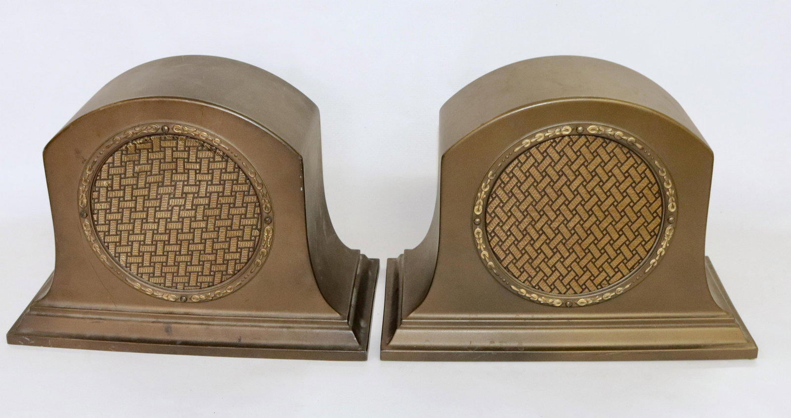 (2) RCA LOUDSPEAKERS: MODEL 100-A 10.75" X 15"