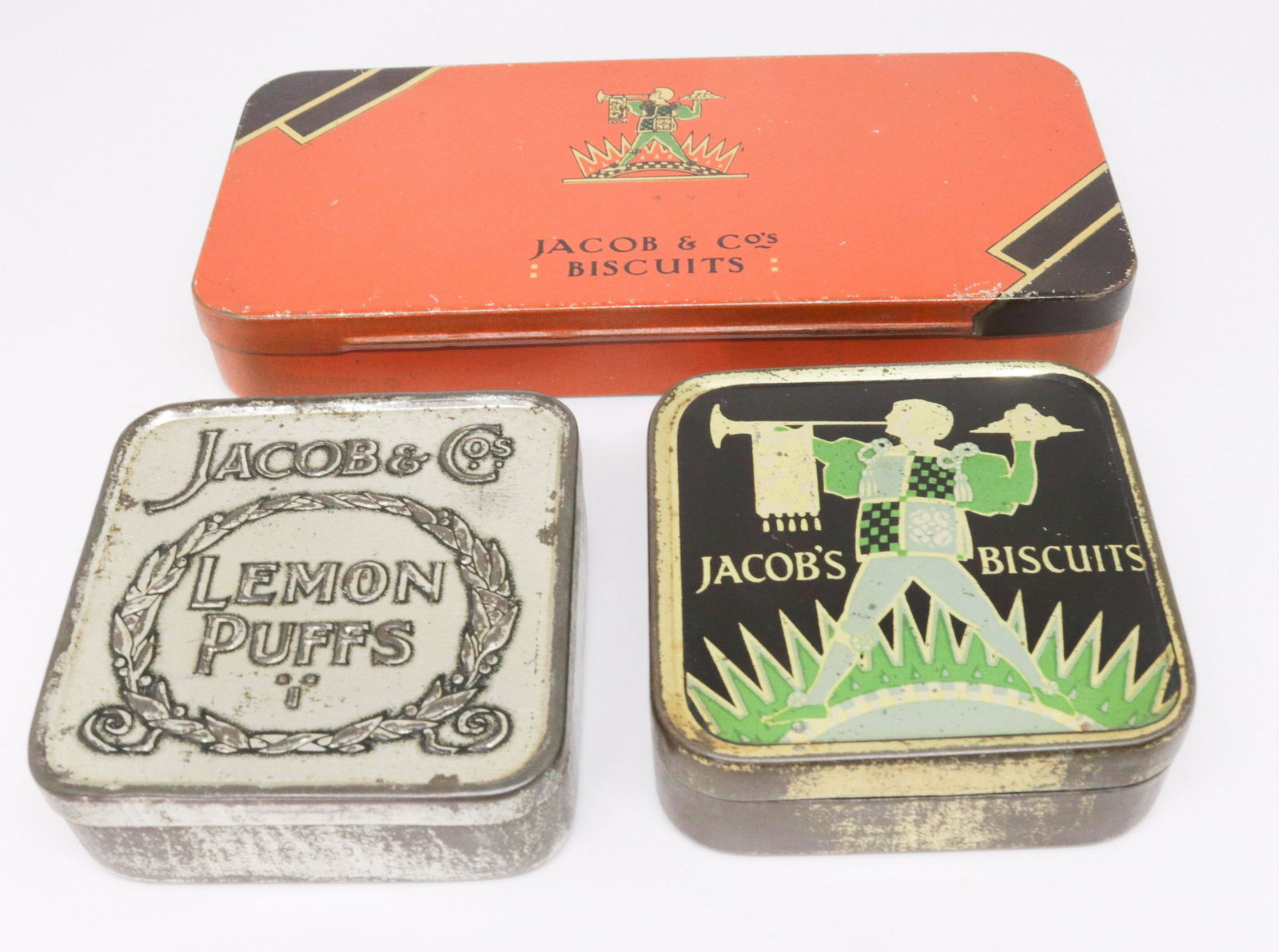 GROUP LOT OF JACOB & CO. BISCUIT TINS (1 of 4)