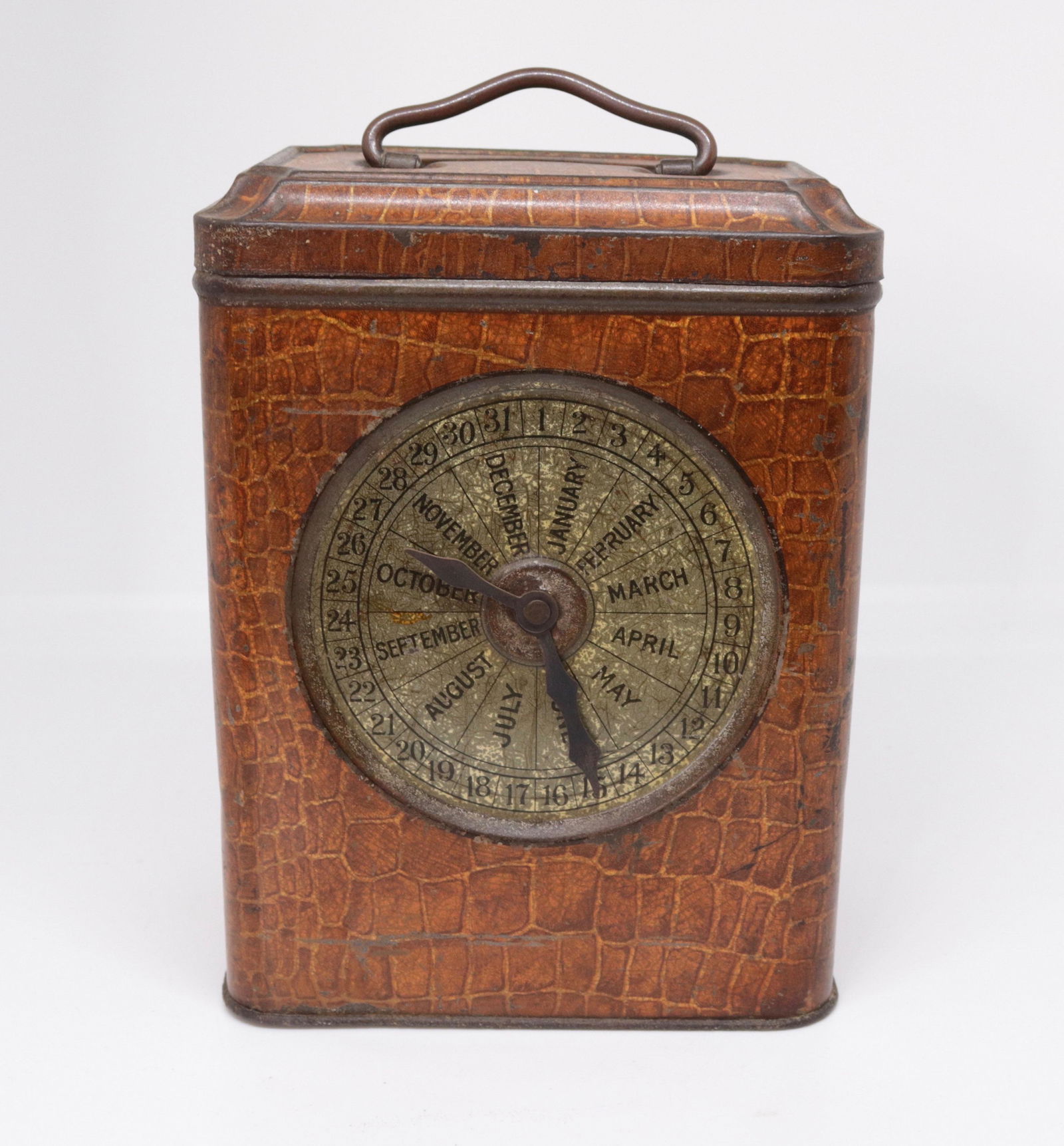 MACFARLANE & LANG CO. BISCUIT TIN (1 of 4)