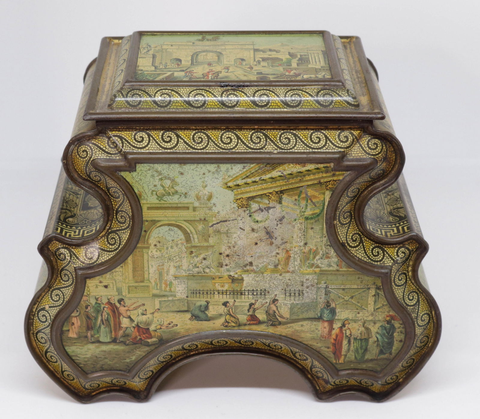 HUNTLEY & PALMERS BISCUIT TIN (1 of 5)