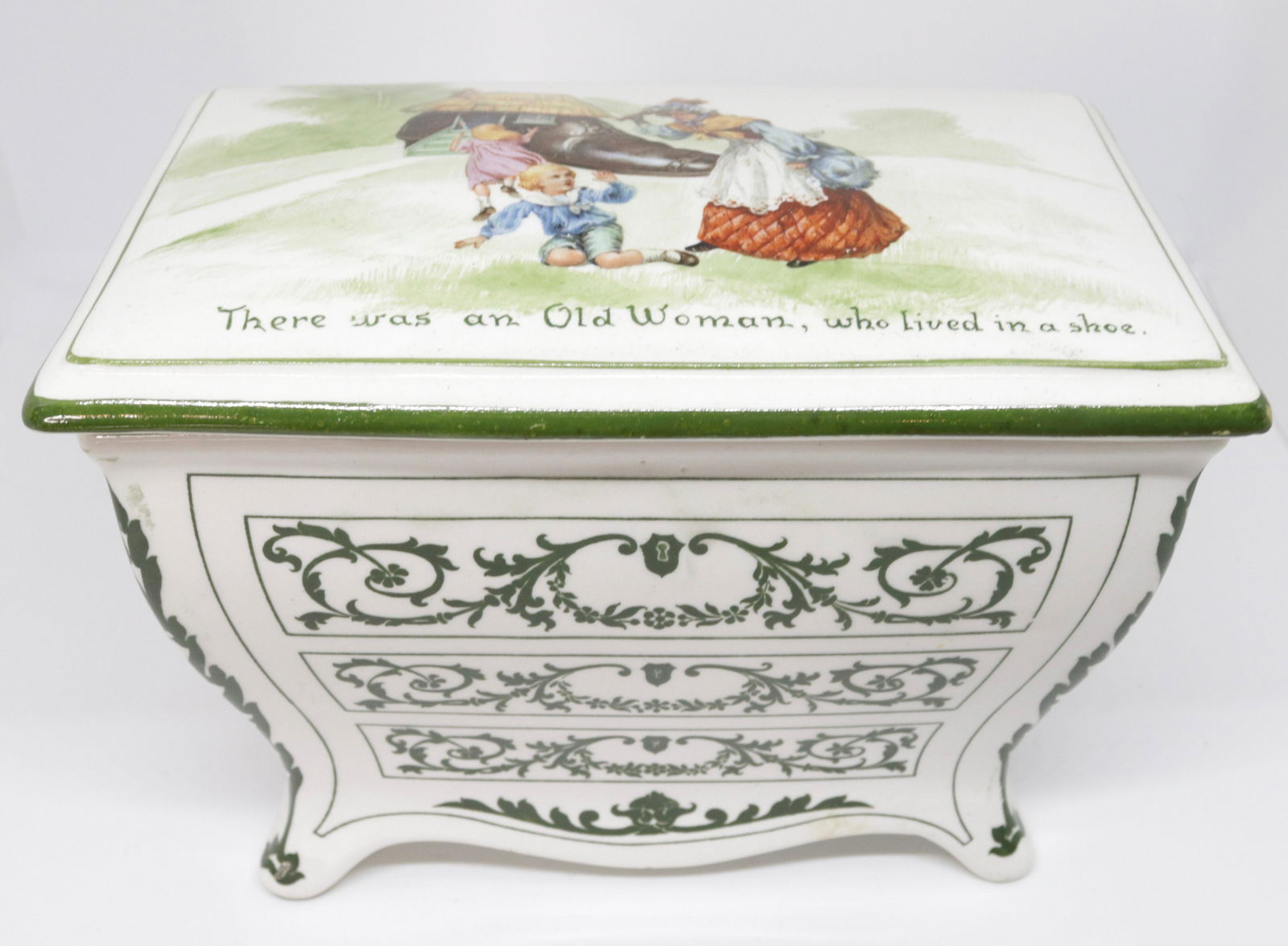 PORCELAIN HUNTLEY & PALMERS BISCUIT BOX (1 of 5)