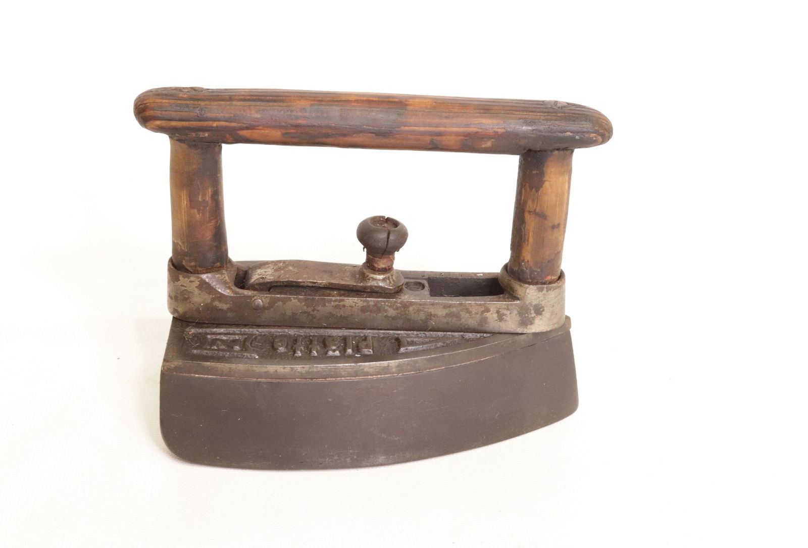 DETACHABLE HANDLE IRON (1 of 4)