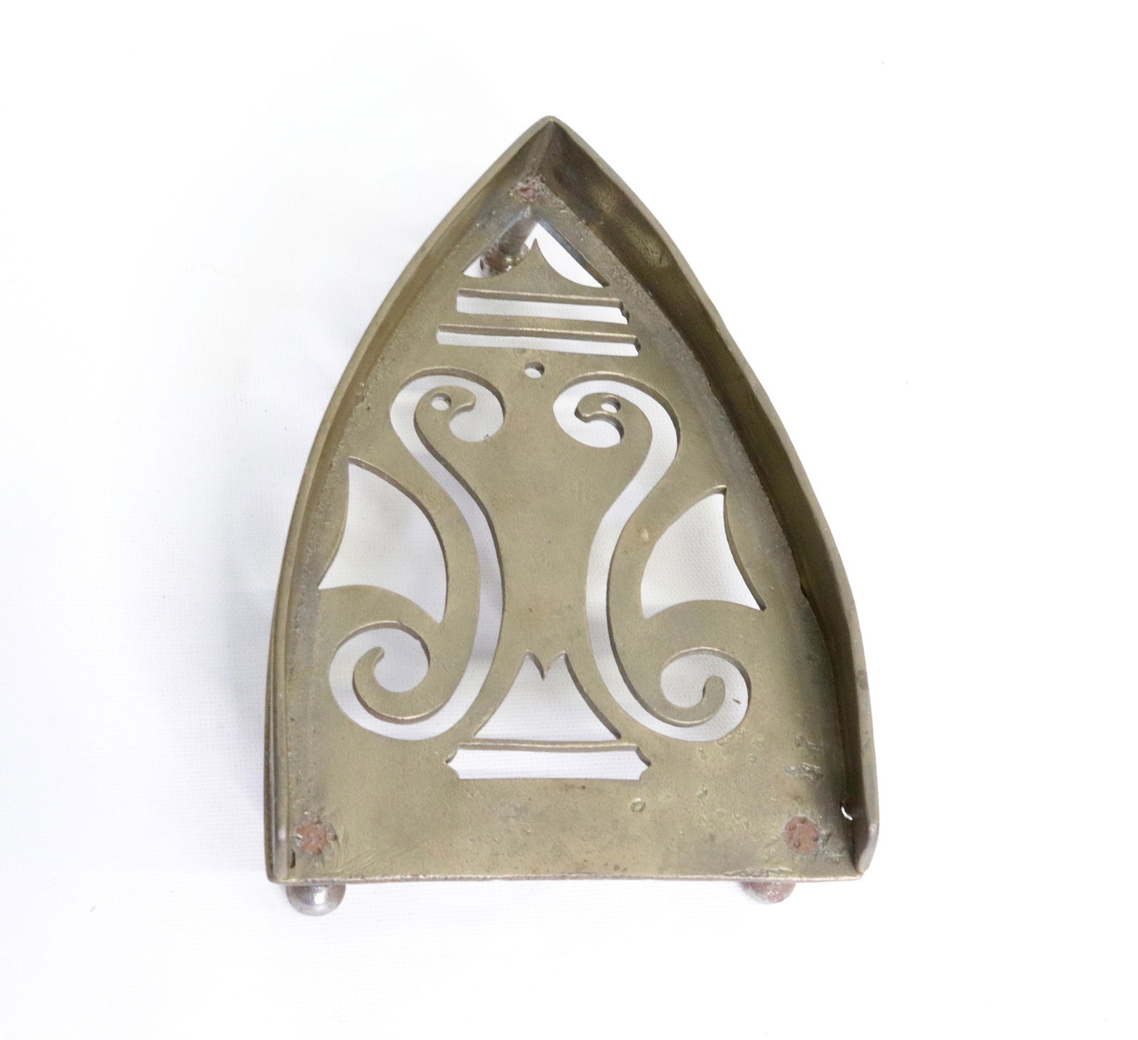 FANCY BRASS TRIVET (1 of 3)