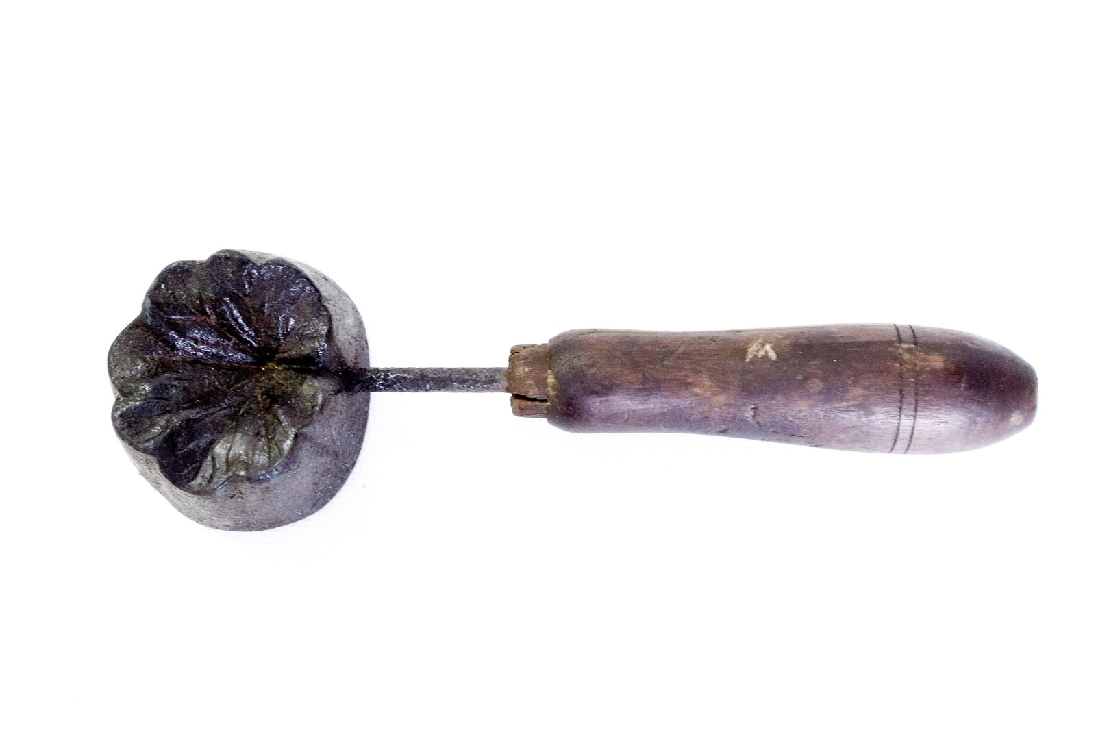 FLOWER IRON (1 of 3)