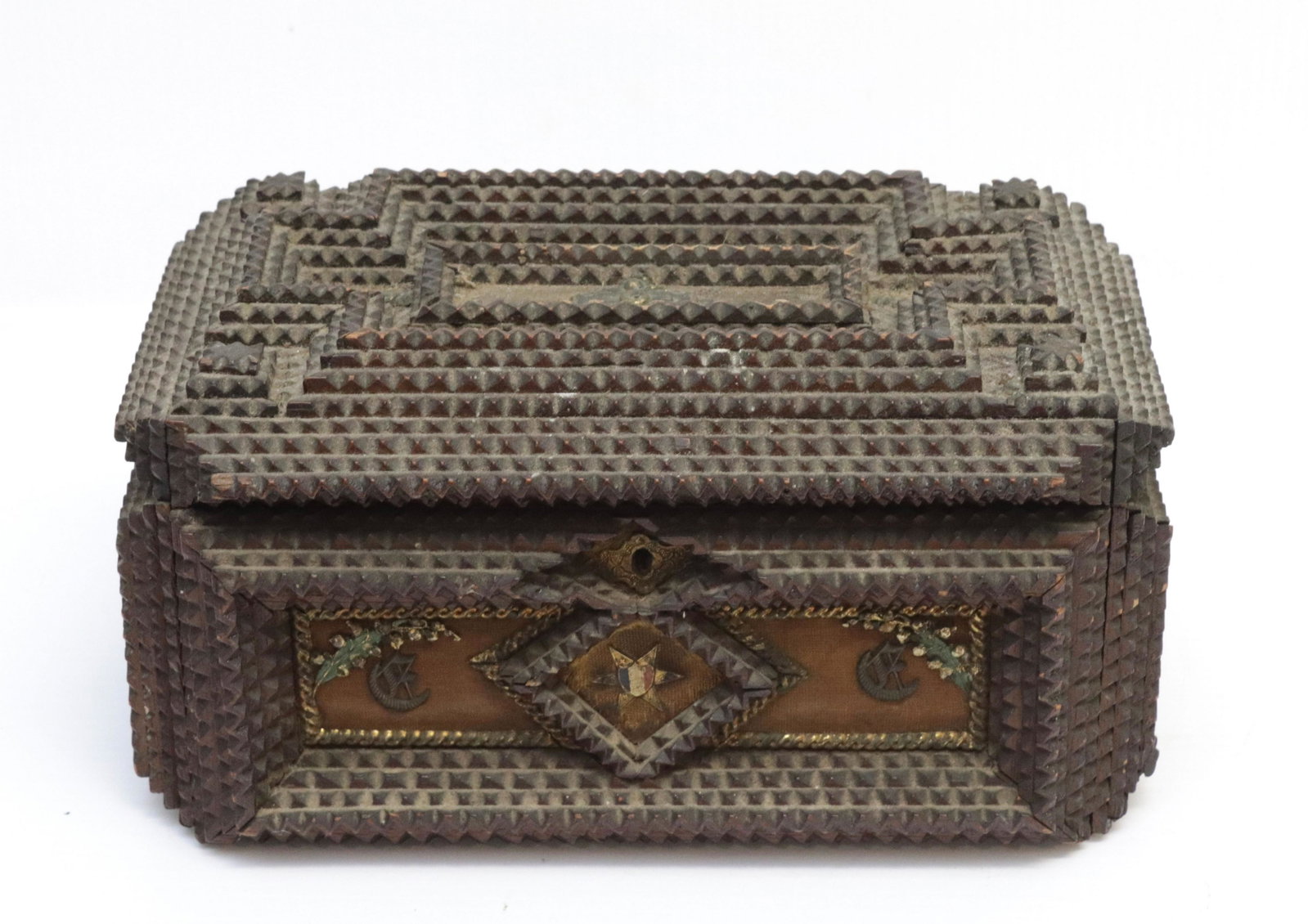 CHIP CARVED TRAMP ART BOX: DRESSER BOX WITH MIRROR INSIDE LID. VELVET PANELS ON EXTERIOR WITH METAL ORNAMENTATION Dimensions 6" X 11.25" X 7"
