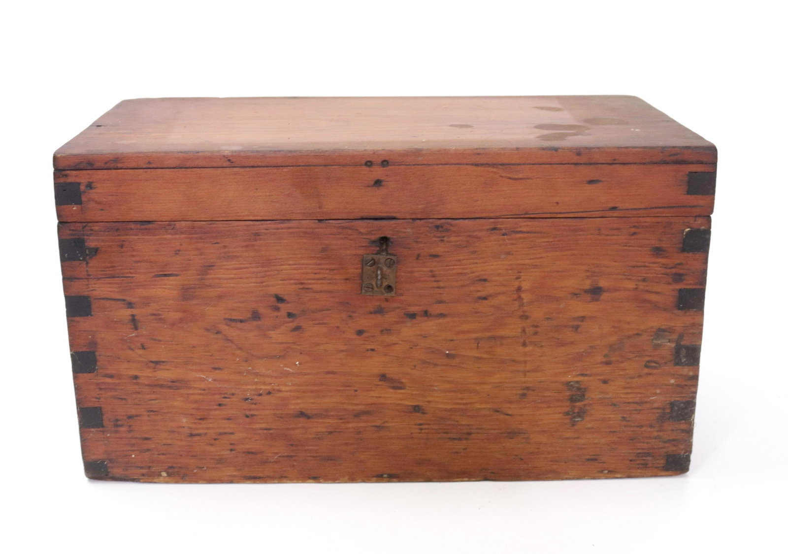 19TH C. WOODEN SEWING BOX: DOVETAILED CONSTRUCTION. LIFT OUT INTERIOR TRAY WITH PINCUSHION 8.25" X 15" X 8"