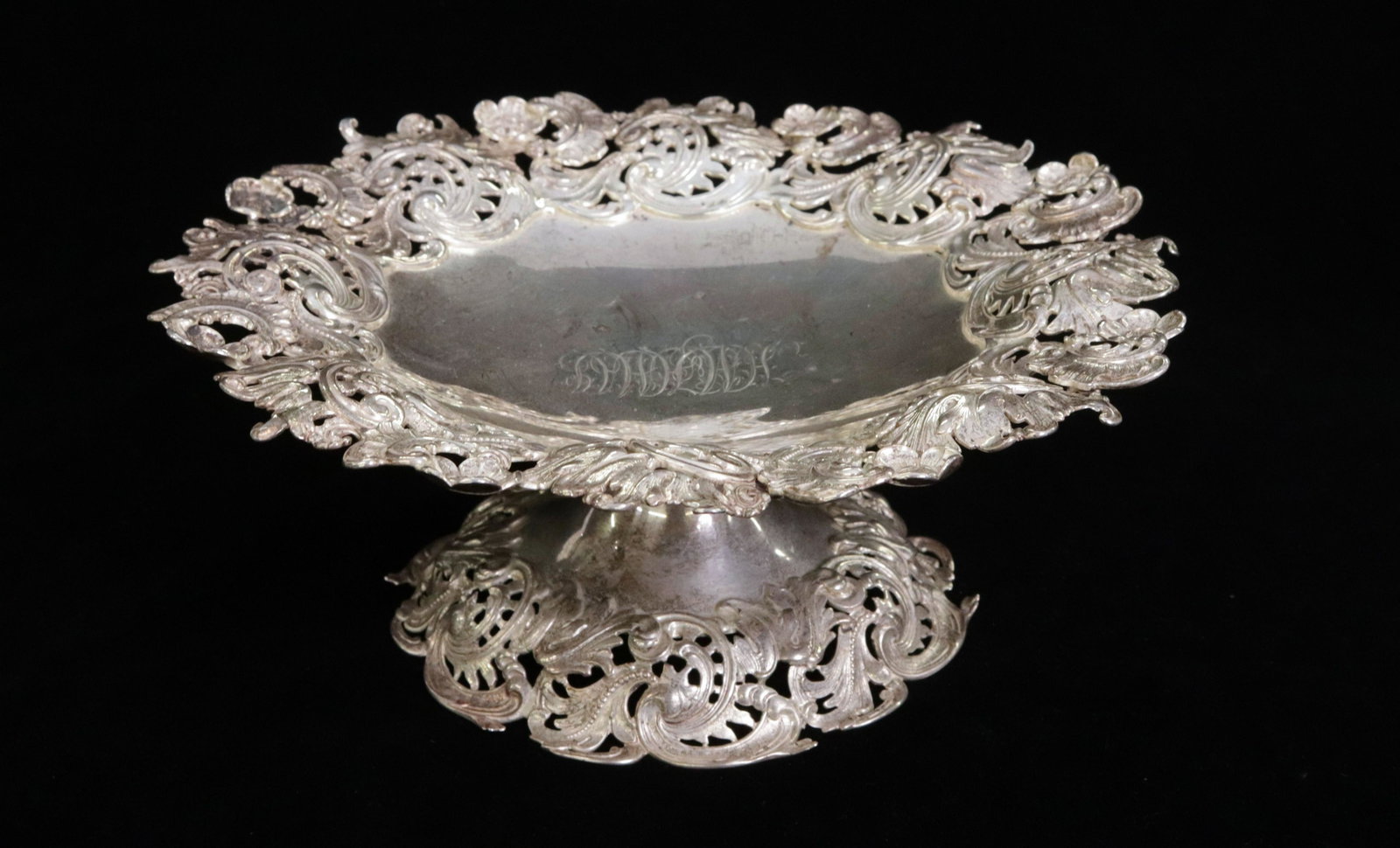 TIFFANY AND COMPANY MAKERS STERLING SILVER TAZA: ORNATE ROCOCO BORDER - BLACK STARR AND FROST - TIFFANY AND COMPANY MAKERS - 20.58 OZT - WITH MONOGRAM 4" X 9"