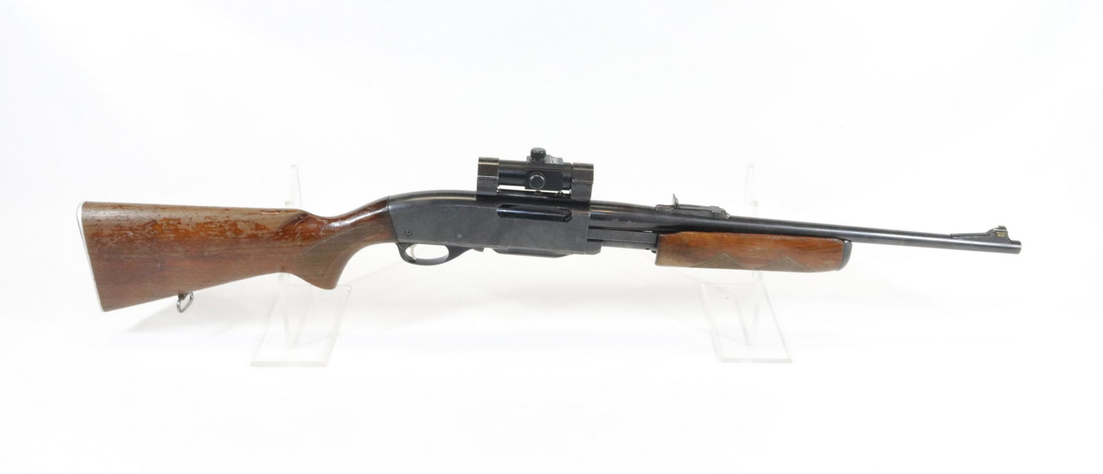 REMINGTON MODEL 760 GAMEMASTER: .270 REM - SERIAL# 385943 - CARBINE WITH SCOPE Size 18" BARREL Buying Requirement GUN MUST BE REGISTERED OR BUYER HAS VALID FFL
