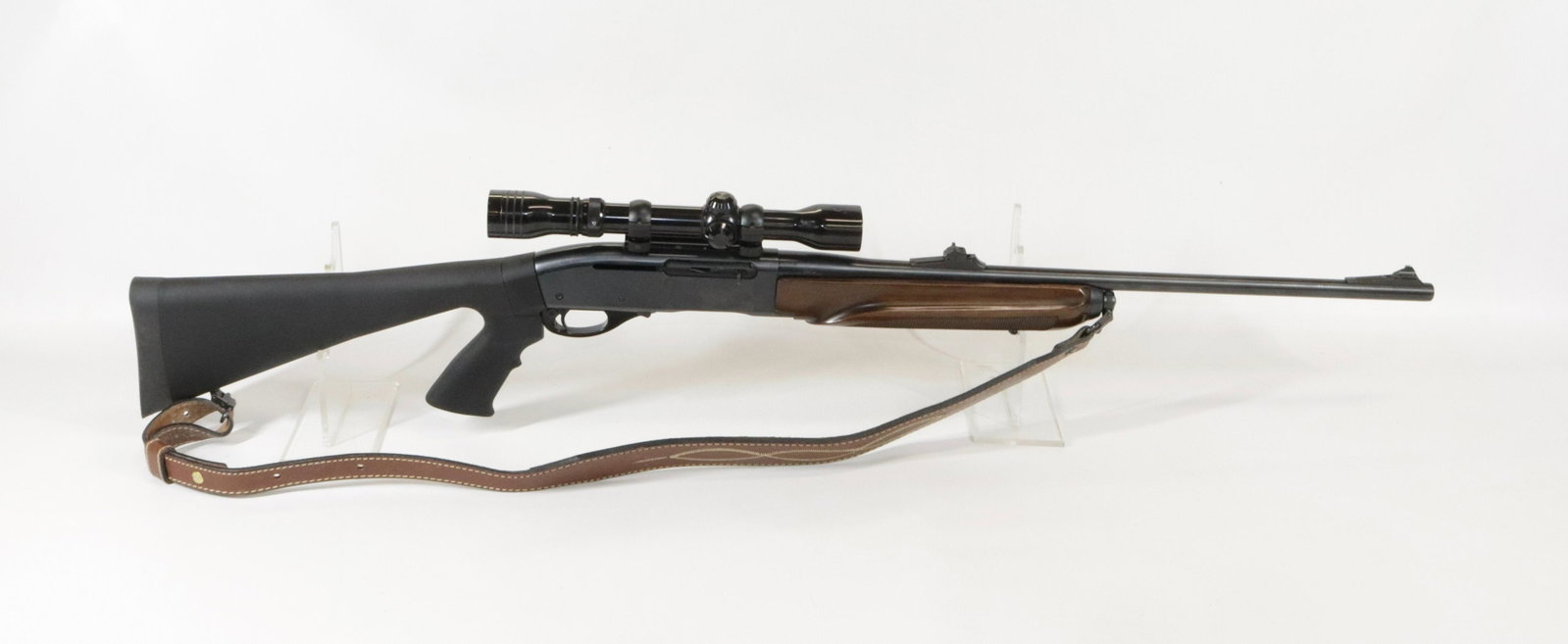 REMINGTON MODEL 750 WOODSMASTER: .35 CAL - SERIAL# D8006068 - WITH REDFIELD SCOPE 2X7 - NO CLIP Size 23" BARREL Buying Requirement GUN MUST BE REGISTERED OR BUYER HAS VALID FFL