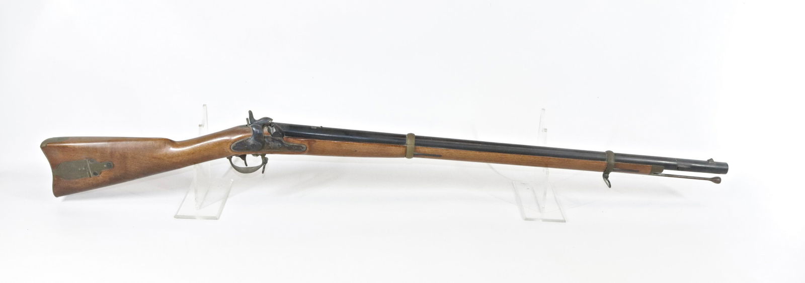 ANTONIO ZOLI BLACK POWDER PERCUSSION RIFLE: .58 CAL - SERIAL# 23351 - 32" BARREL Size 32" BARREL Buying Requirement BLACK POWDER OR ANTIQUE DOES NOT REQUIRE REGISTRATION