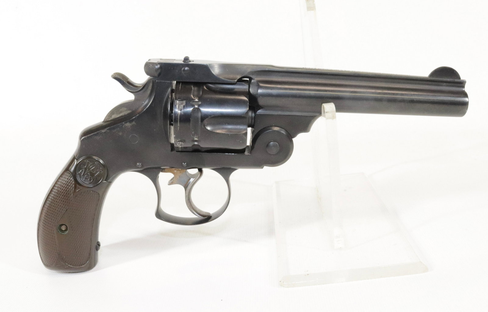 SMITH AND WESSON 44 DA FRONTIER: .44 CAL - SERIAL# 6186 - REVOLVER Size 6 1/2" BARREL Buying Requirement GUN MUST BE REGISTERED OR BUYER HAS VALID FFL