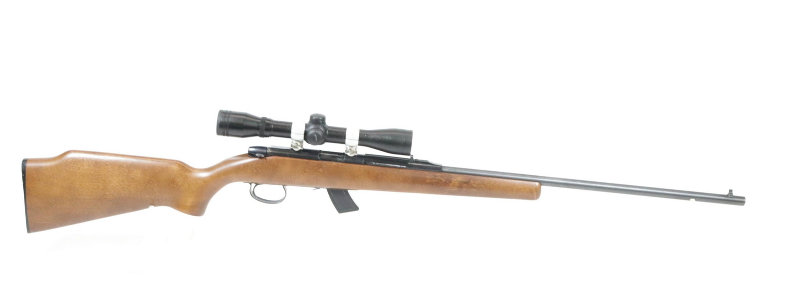 REMINGTON MODEL 581: .22S/L/LR - SERIAL# 1124663 - WITH BSA SCOPE - AND CLIP Size 24" BARREL Buying Condition GUN MUST BE REGISTERED OR BUYER HAS VALID FFL