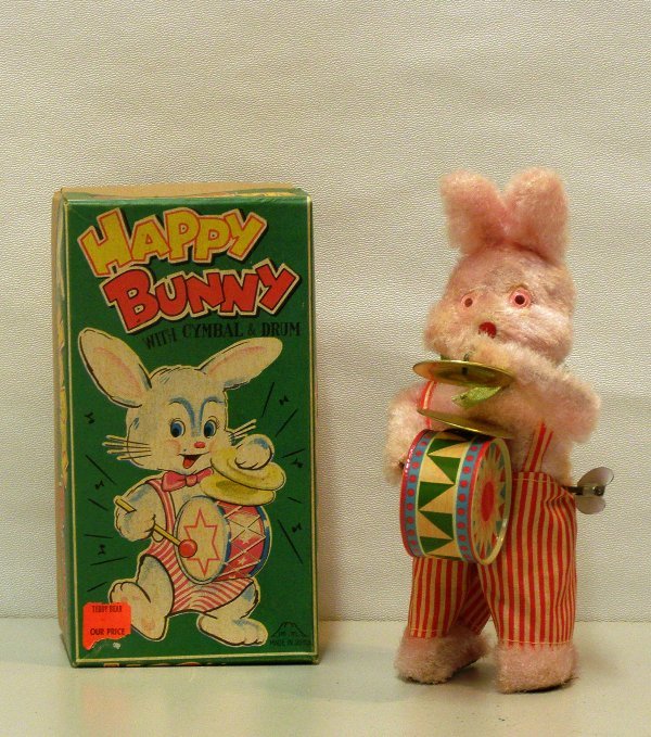 JAPAN WIND UP HAPPY BUNNY W/ CYMBAL AND DRUM IN BO: JAPAN WIND UP HAPPY BUNNY W/ CYMBAL AND DRUM IN BOX "DRUM STICK BROKE"