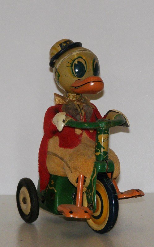 ALPS JAPAN FRICTION DUCK ON TRI-CYCLE: ALPS JAPAN FRICTION DUCK ON TRI-CYCLE