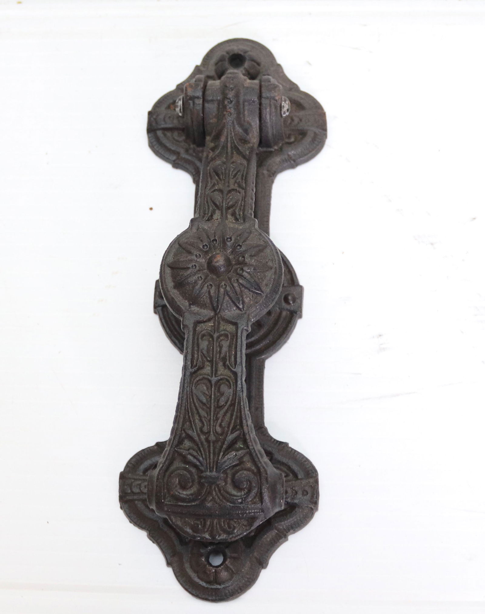 ORNATE IRON DOOR KNOCKER (1 of 3)