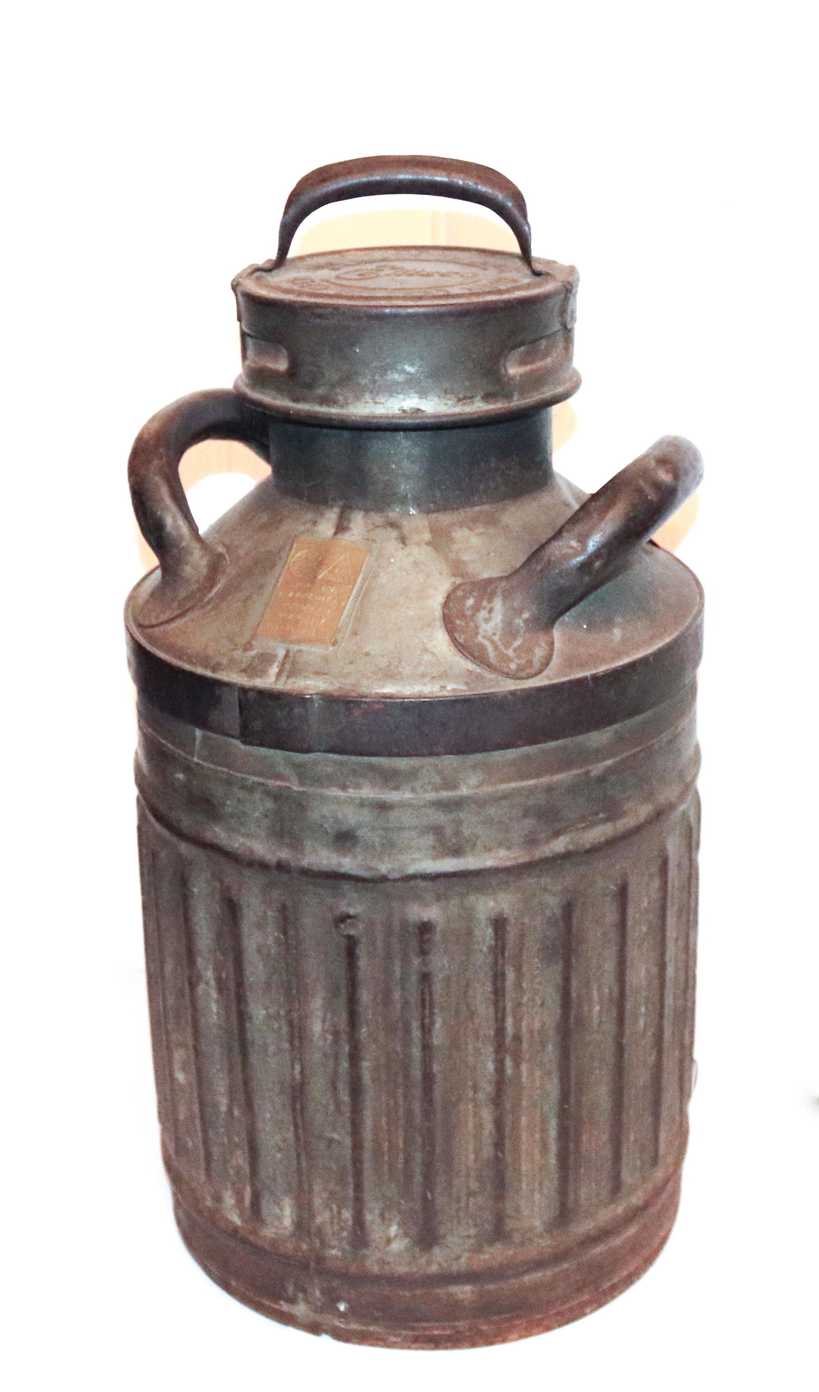 ANTIQUE ELLISCO FIVE GALLON OIL CAN (1 of 3)