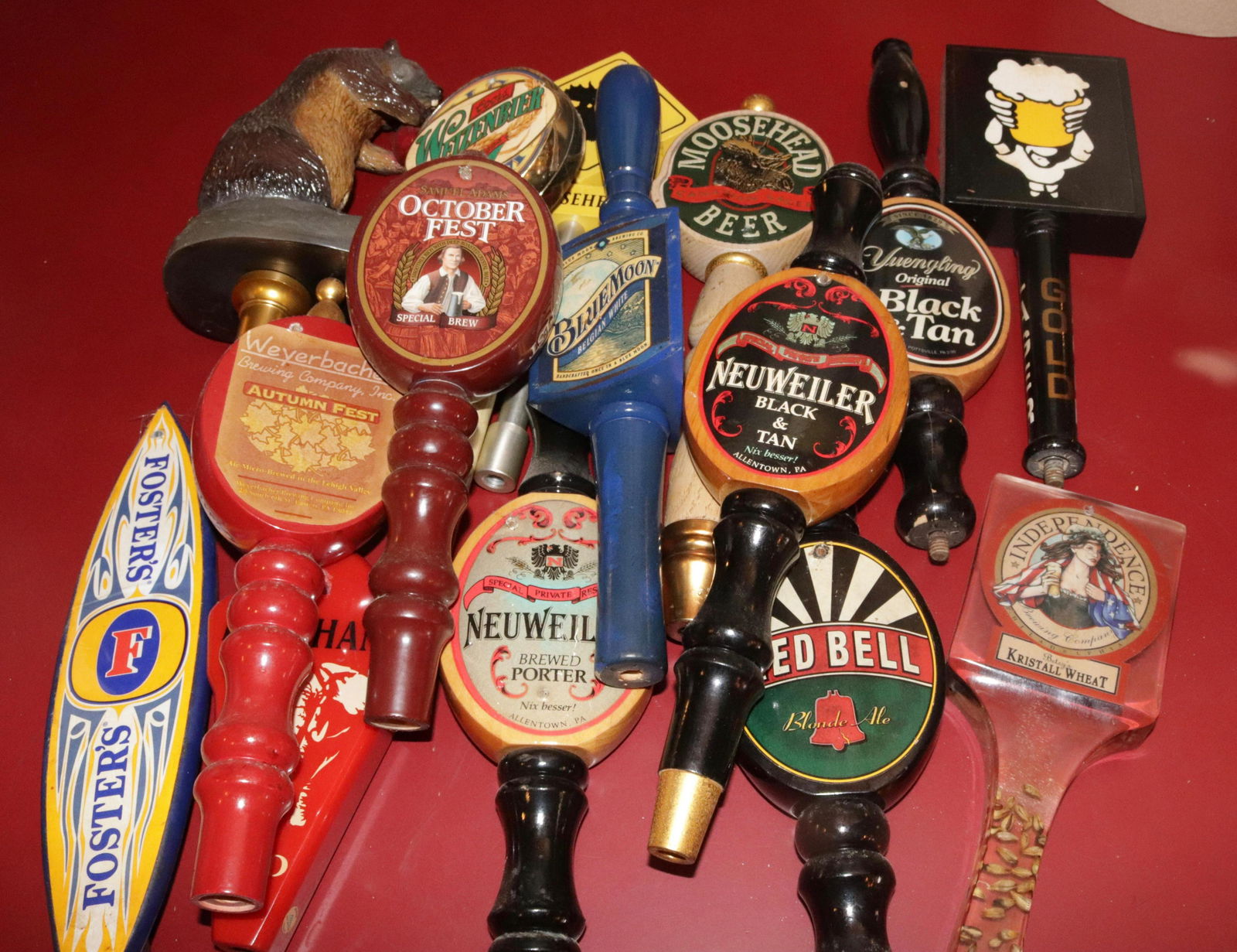 GROUP LOT OF BEER TAPS (1 of 1)