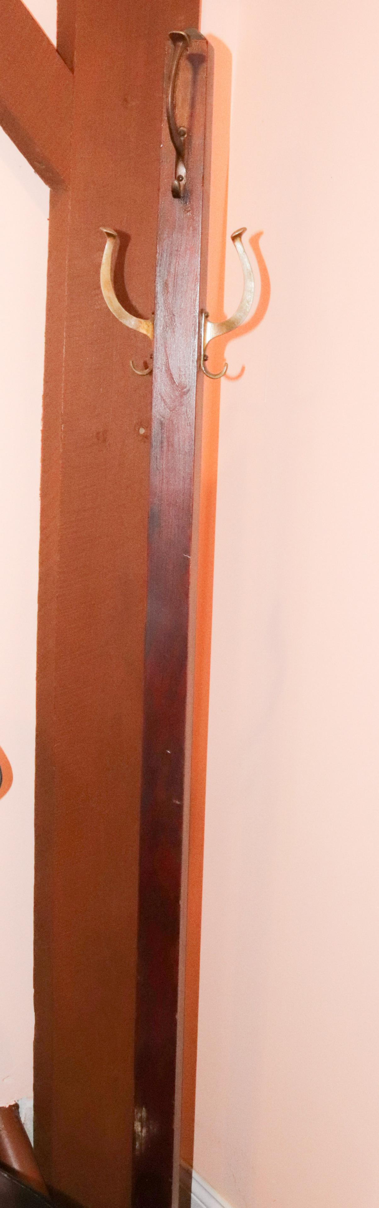 ANTIQUE WOODEN CLOTHES TREE (1 of 2)