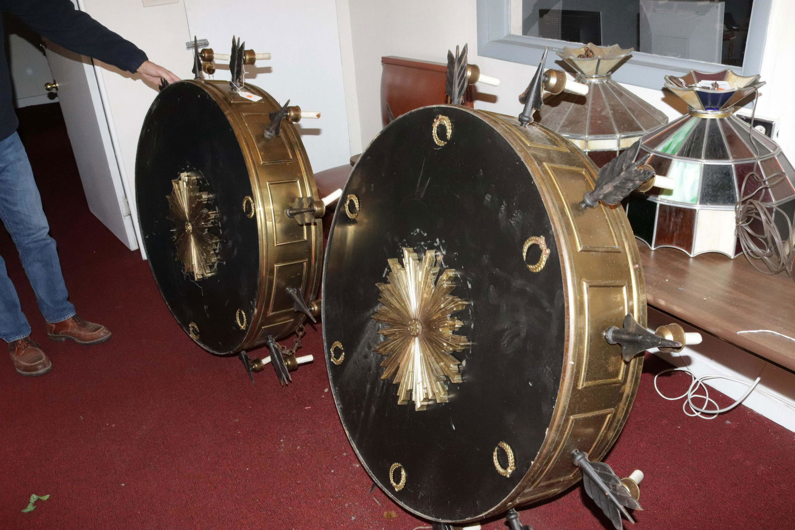 PR. BRASS HANGING LIGHTS (1 of 2)