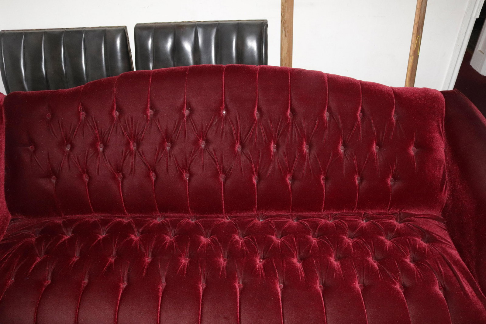 VINTAGE SOFA: RED VELVET WITH TUFTED BACK SOFA Size 76"X32"X35" Disclaimer PLEASE READ BEFORE BIDDING!!! Pick-up will be Tuesday January 5th, 2021 from 9:00am till 5:00pm and Thursday January 7th, 2021 from 9:00am 