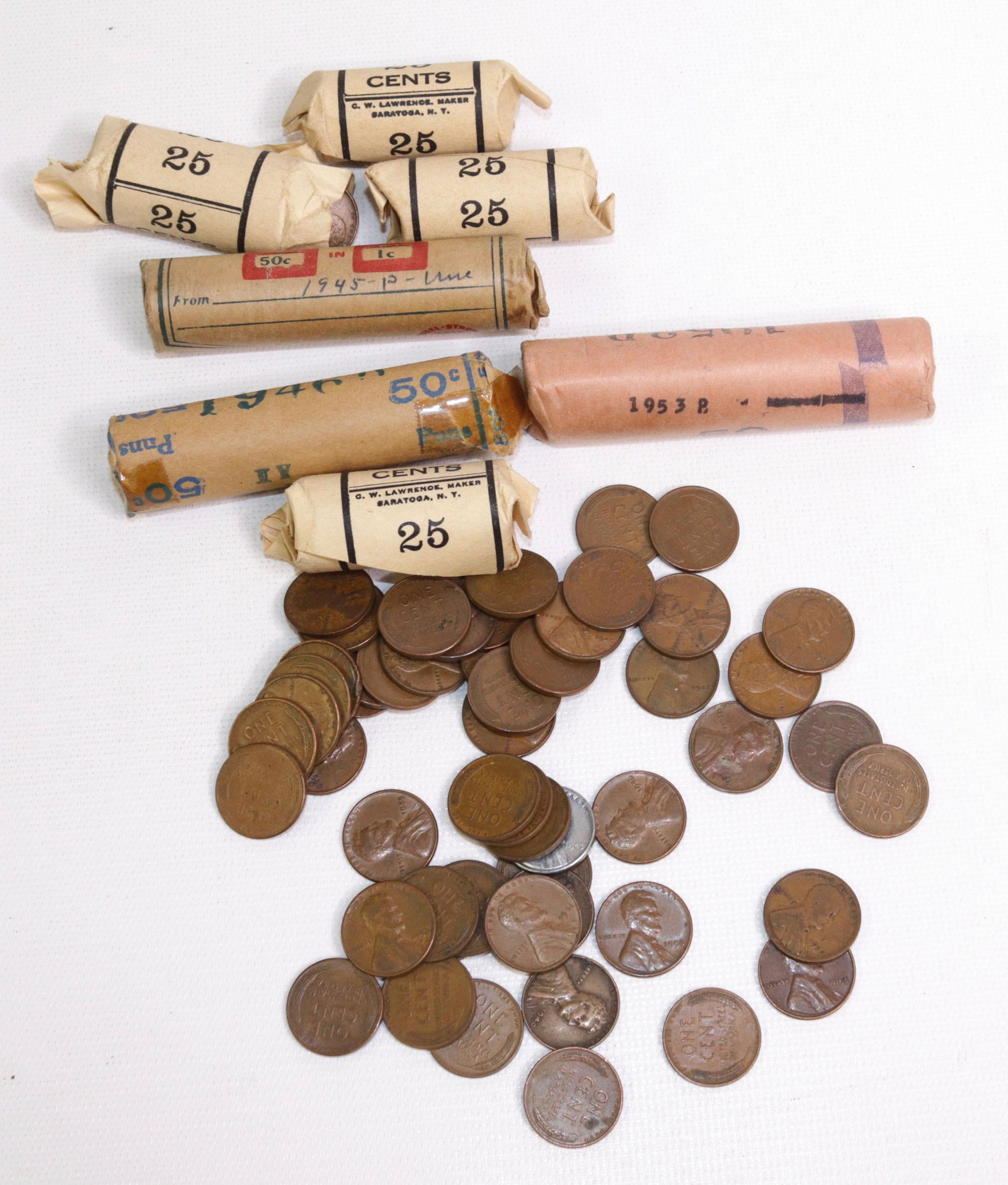 LARGE LOT OF LINCOLN CENTS (1 of 1)
