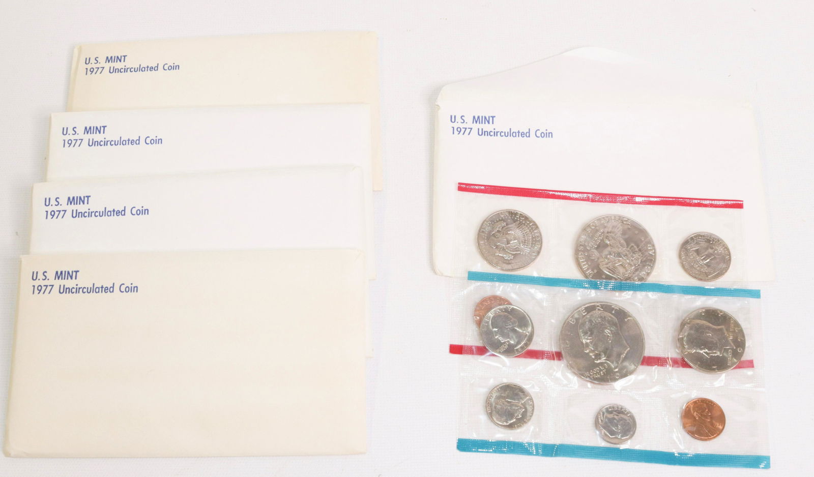 (5) US MINT SETS (1 of 1)